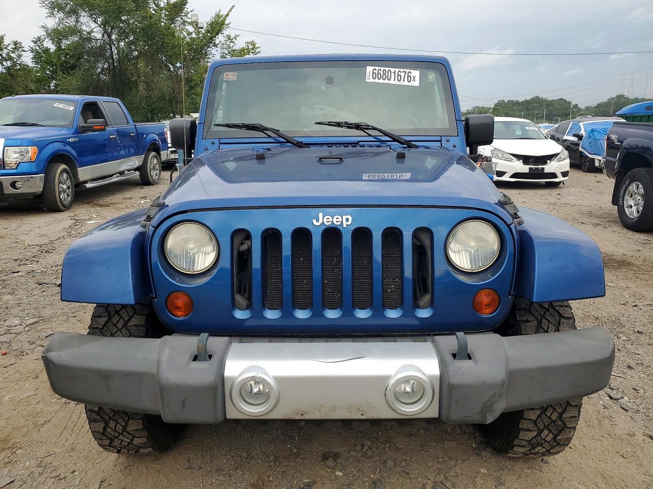 2010 Jeep Wrangler Unlimited Sahara Blue vin: 1J4BA5H17AL179941