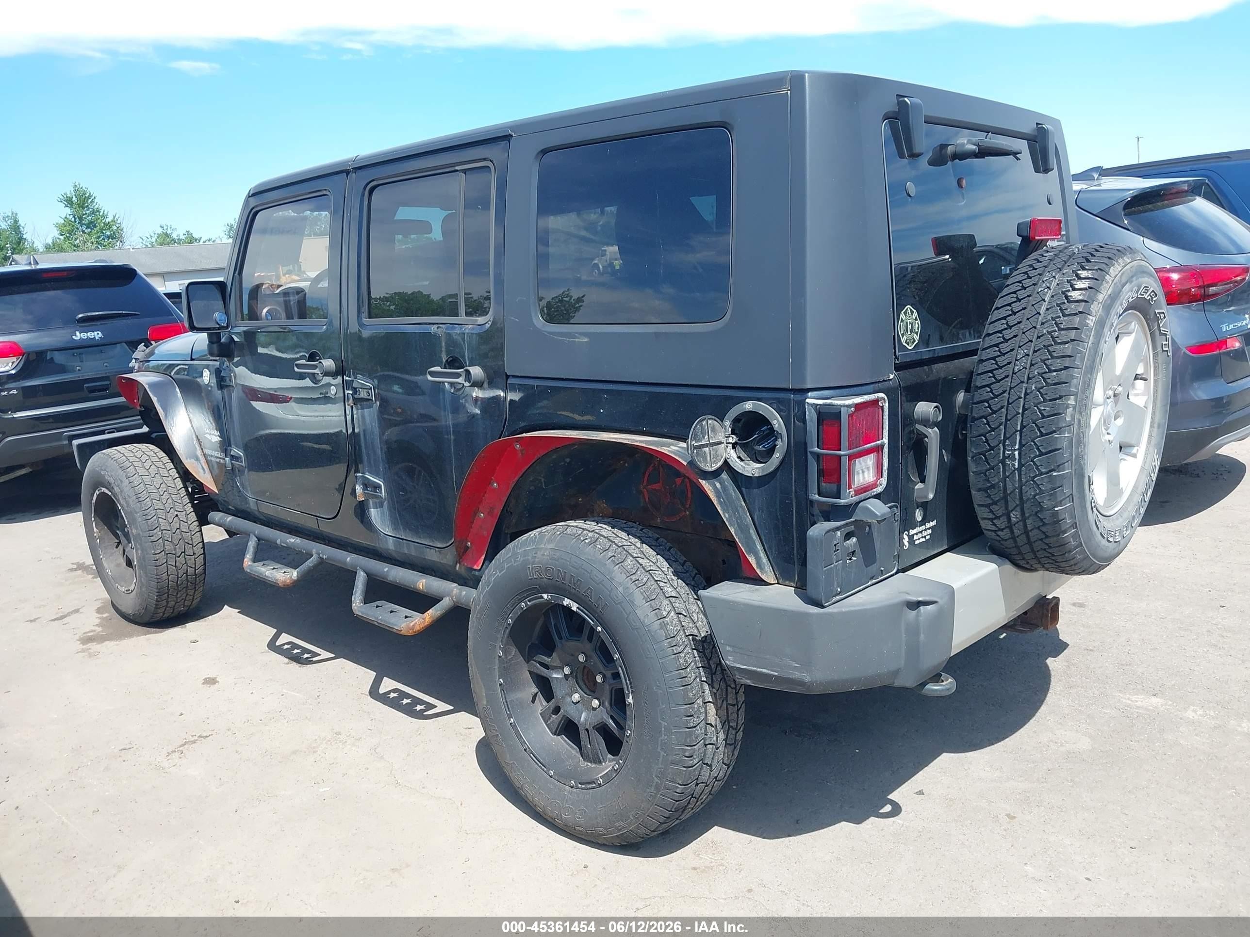 2010 Jeep Wrangler Unlimited Sahara Black vin: 1J4BA5H17AL220293