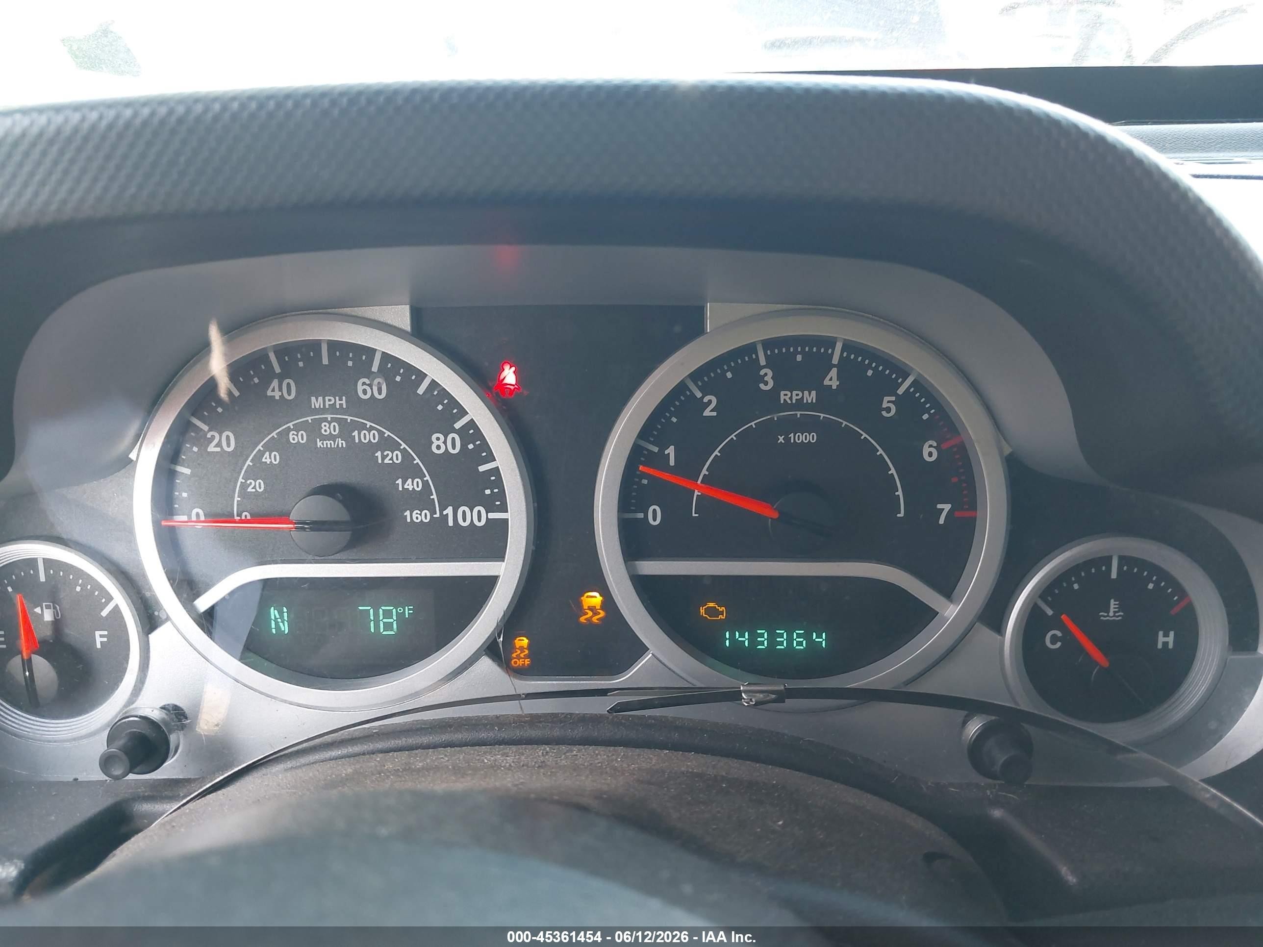2010 Jeep Wrangler Unlimited Sahara Black vin: 1J4BA5H17AL220293