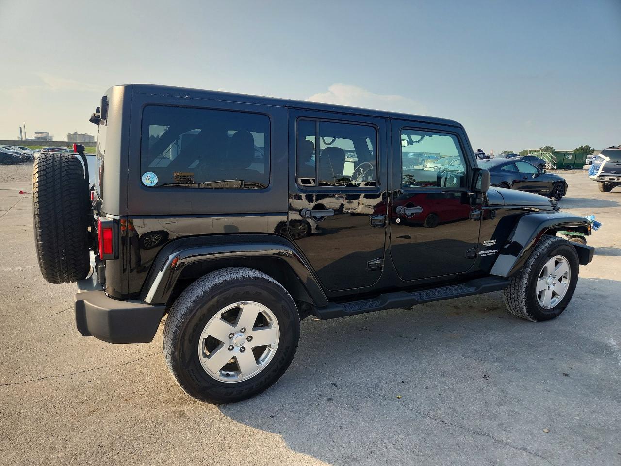 2011 Jeep Wrangler Unlimited Sahara Black vin: 1J4BA5H17BL533362