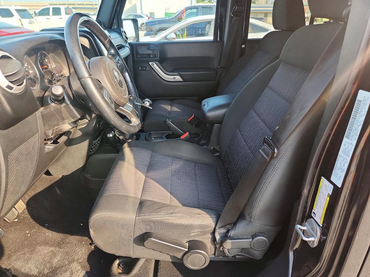 2011 Jeep Wrangler Unlimited Sahara Black vin: 1J4BA5H17BL533362