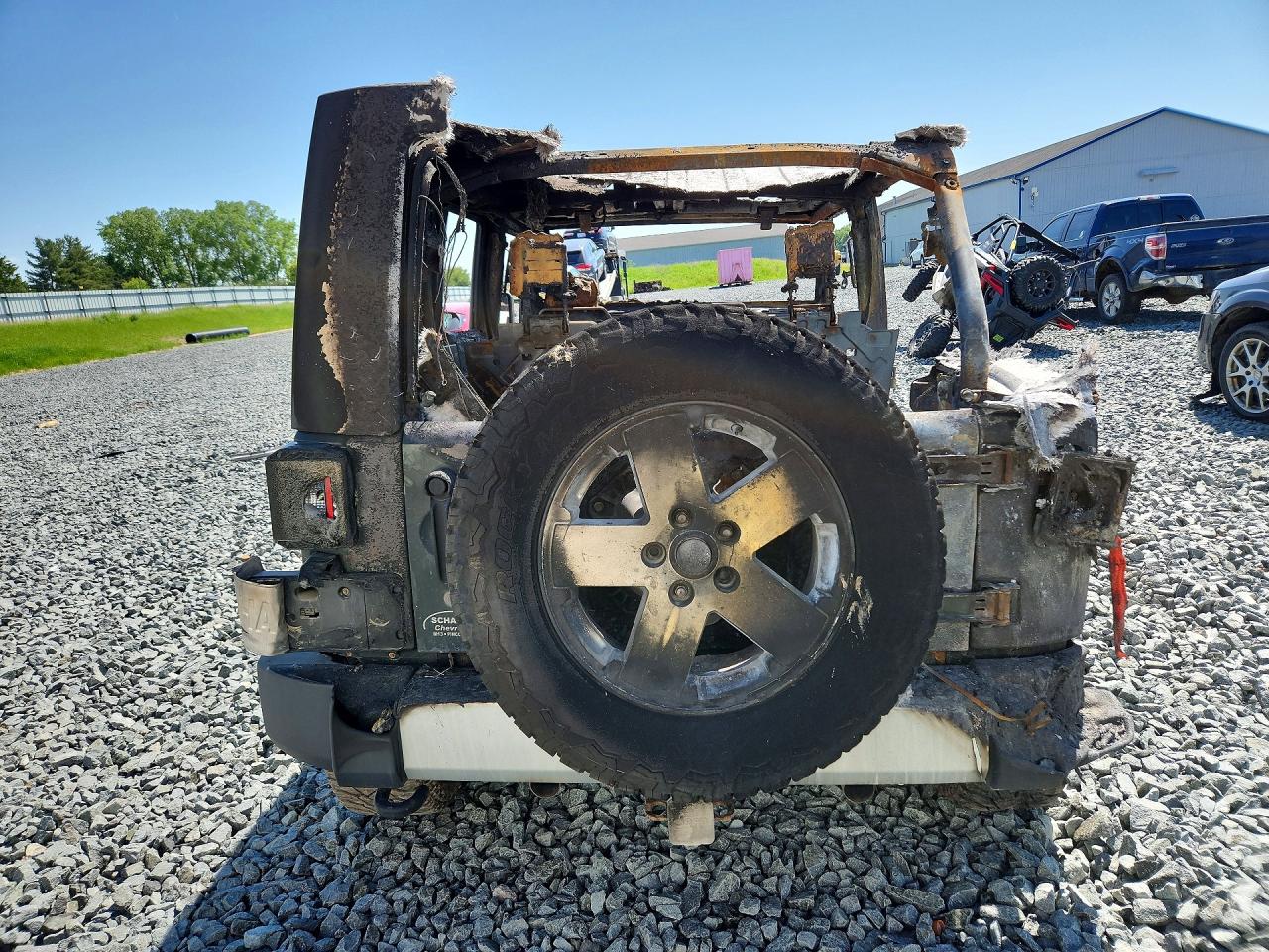 2010 Jeep Wrangler Unlimited Sahara Пожар vin: 1J4BA5H18AL173047