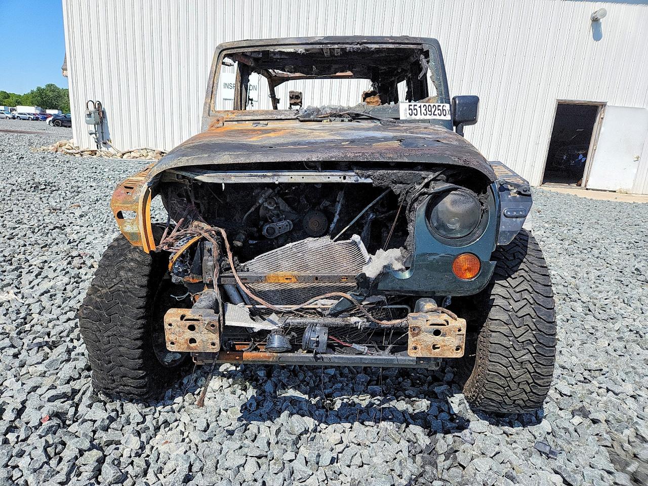 2010 Jeep Wrangler Unlimited Sahara Пожар vin: 1J4BA5H18AL173047