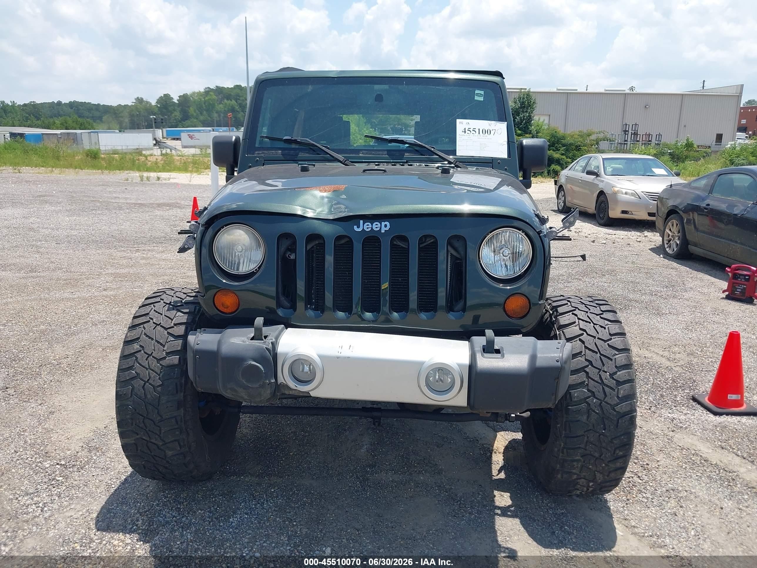 2010 Jeep Wrangler Unlimited Sahara Black vin: 1J4BA5H18AL198787
