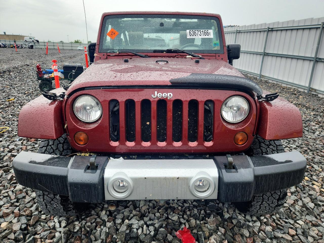 2010 Jeep Wrangler Unlimited Sahara Red vin: 1J4BA5H18AL220450