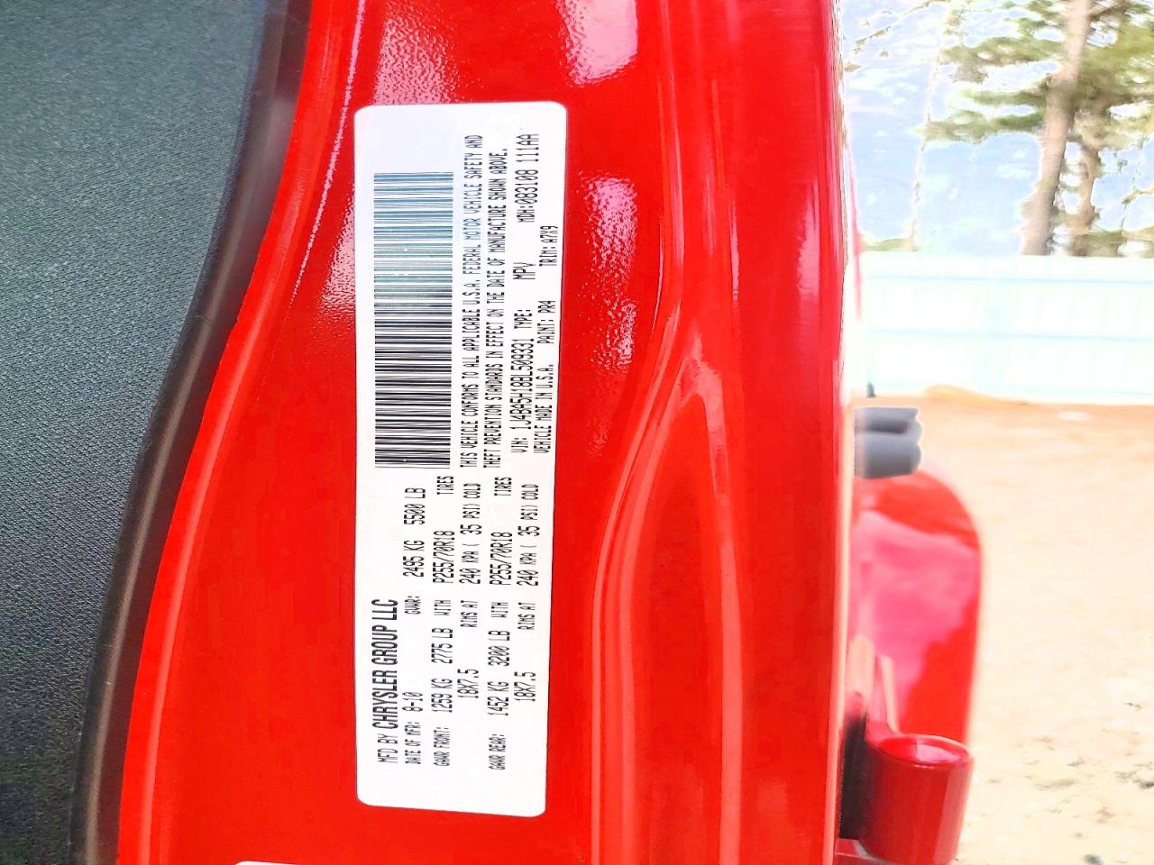 2011 Jeep Wrangler Unlimited Sahara Red vin: 1J4BA5H18BL509331