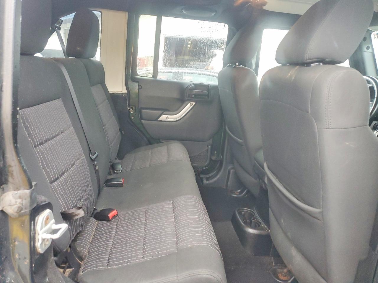 2011 Jeep Wrangler Unlimited Sahara Green vin: 1J4BA5H18BL633972