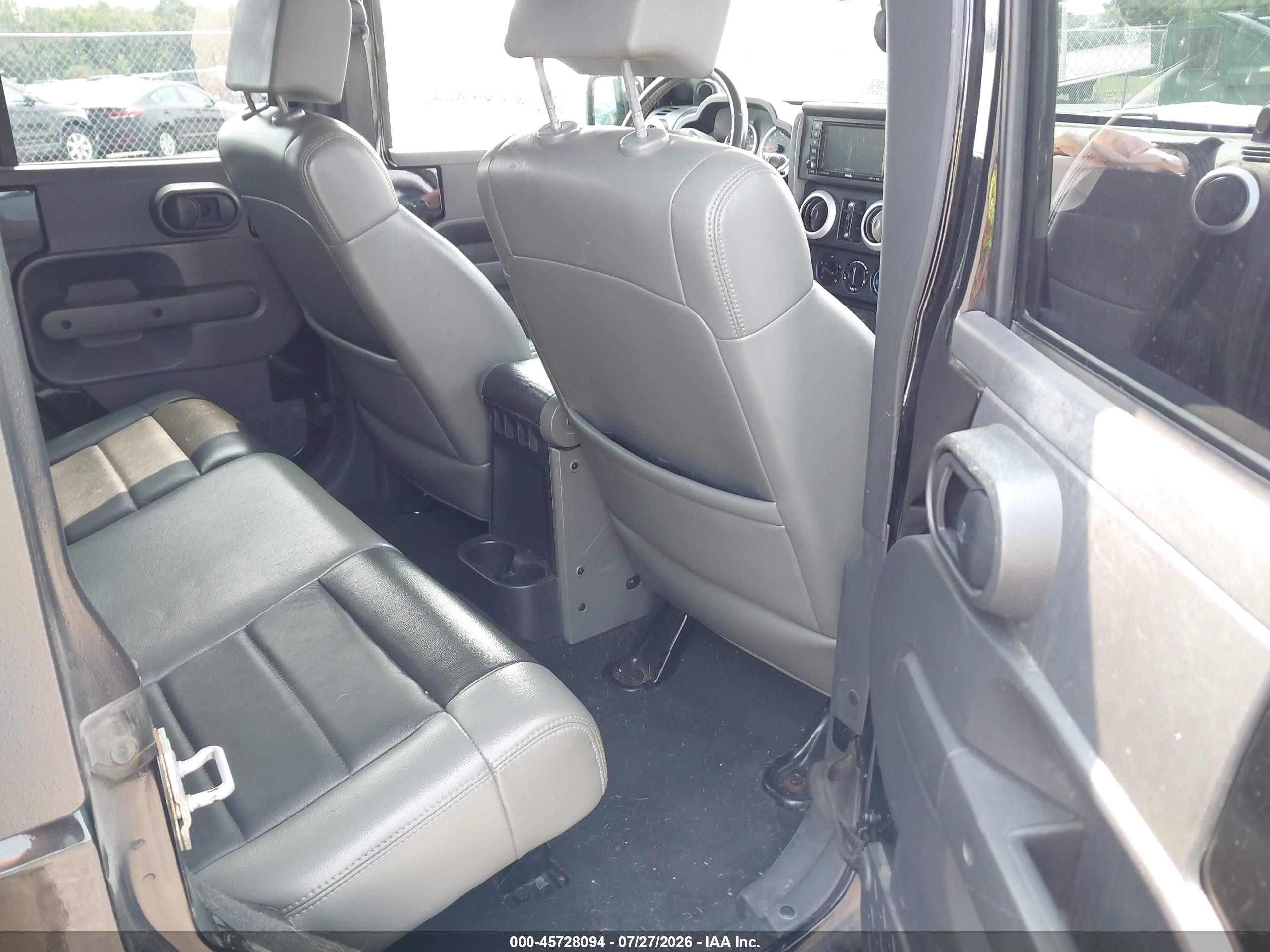 2010 Jeep Wrangler Unlimited Sahara Black vin: 1J4BA5H19AL163868