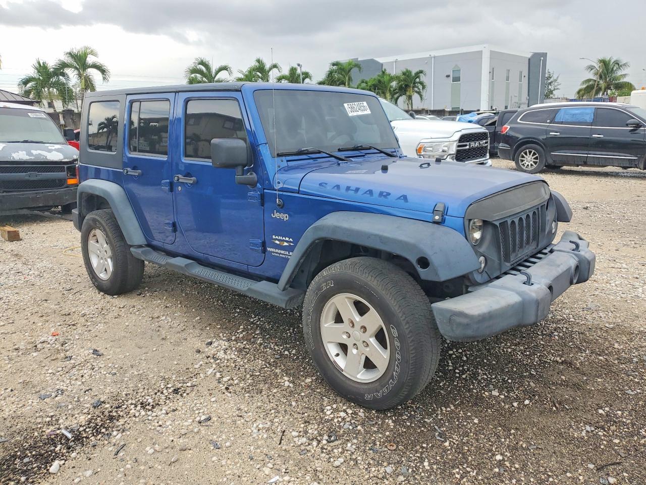 2010 Jeep Wrangler Sahara Синий vin: 1J4BA5H1XAL119846
