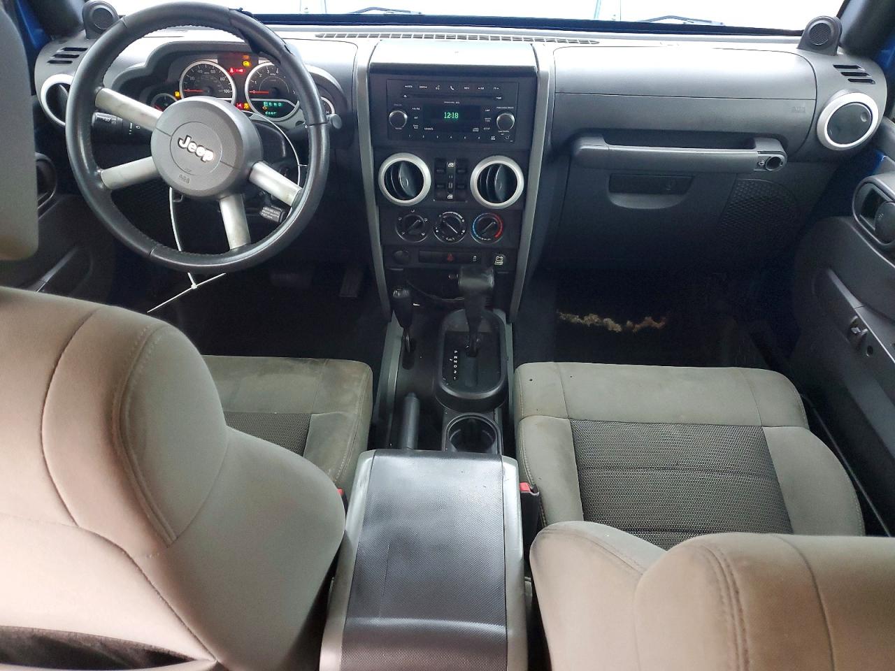2010 Jeep Wrangler Sahara Синий vin: 1J4BA5H1XAL119846