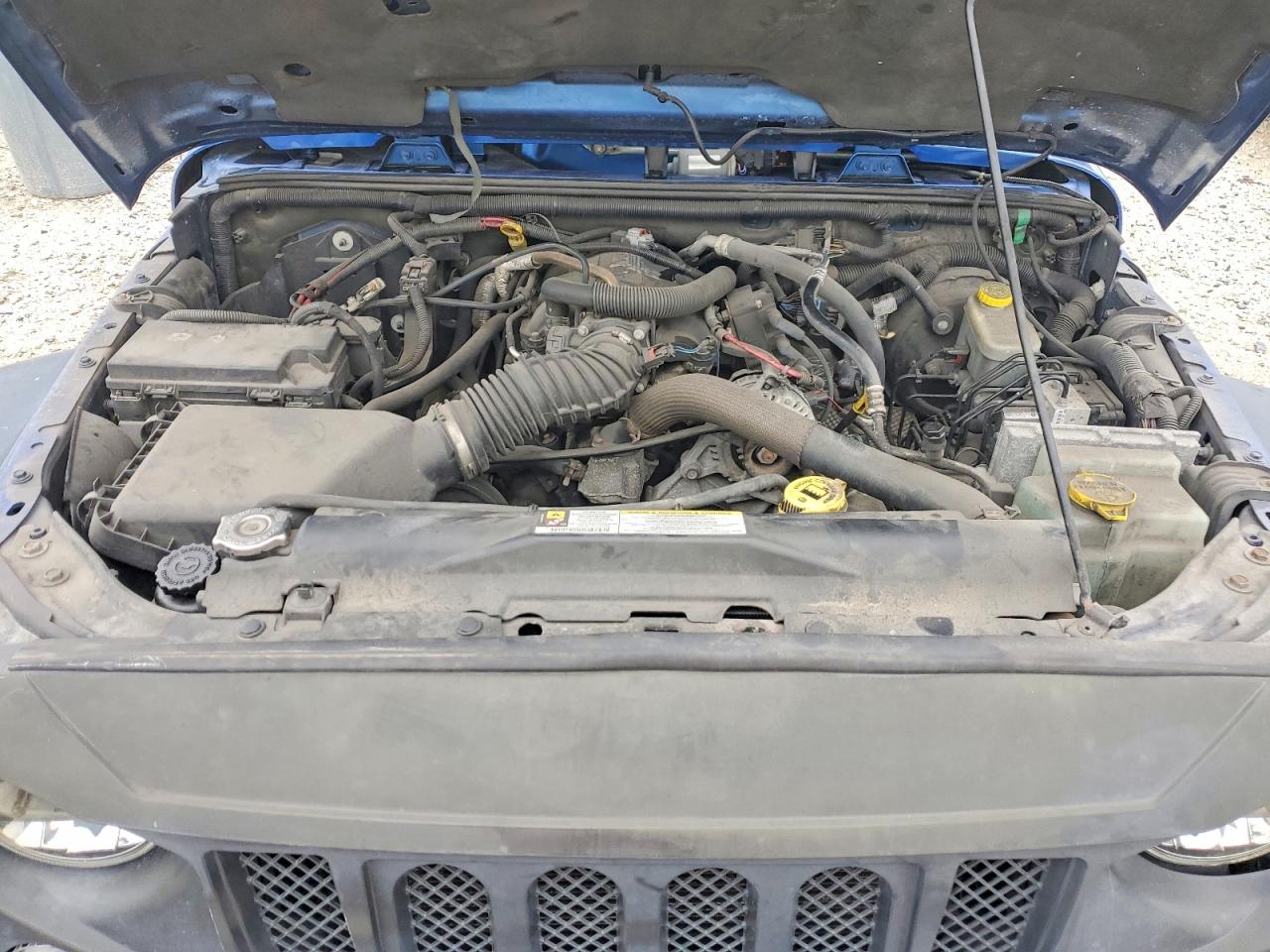 2010 Jeep Wrangler Sahara Синий vin: 1J4BA5H1XAL119846
