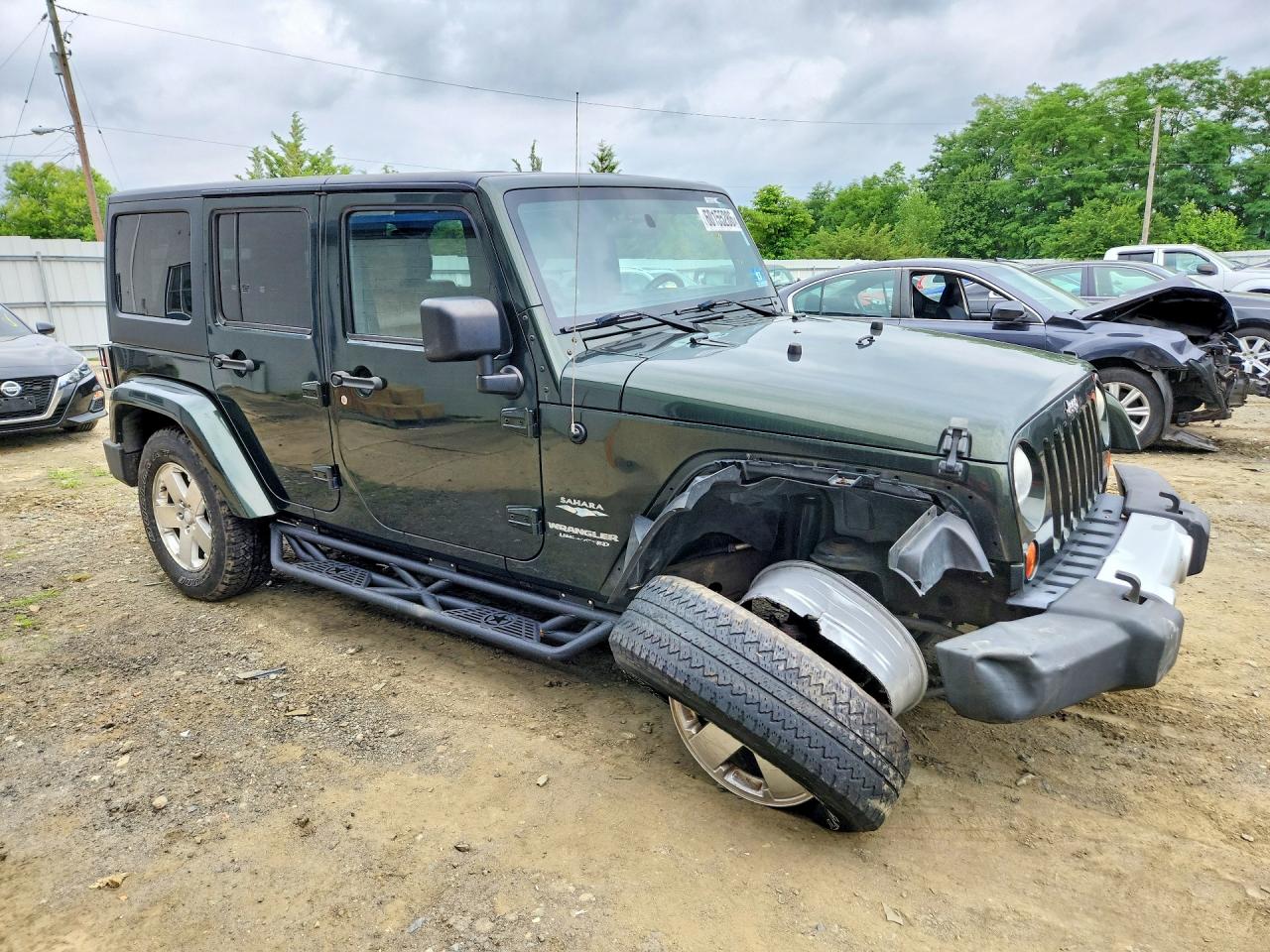 2011 Jeep Wrangler Unlimited Sahara Green vin: 1J4BA5H1XBL532660
