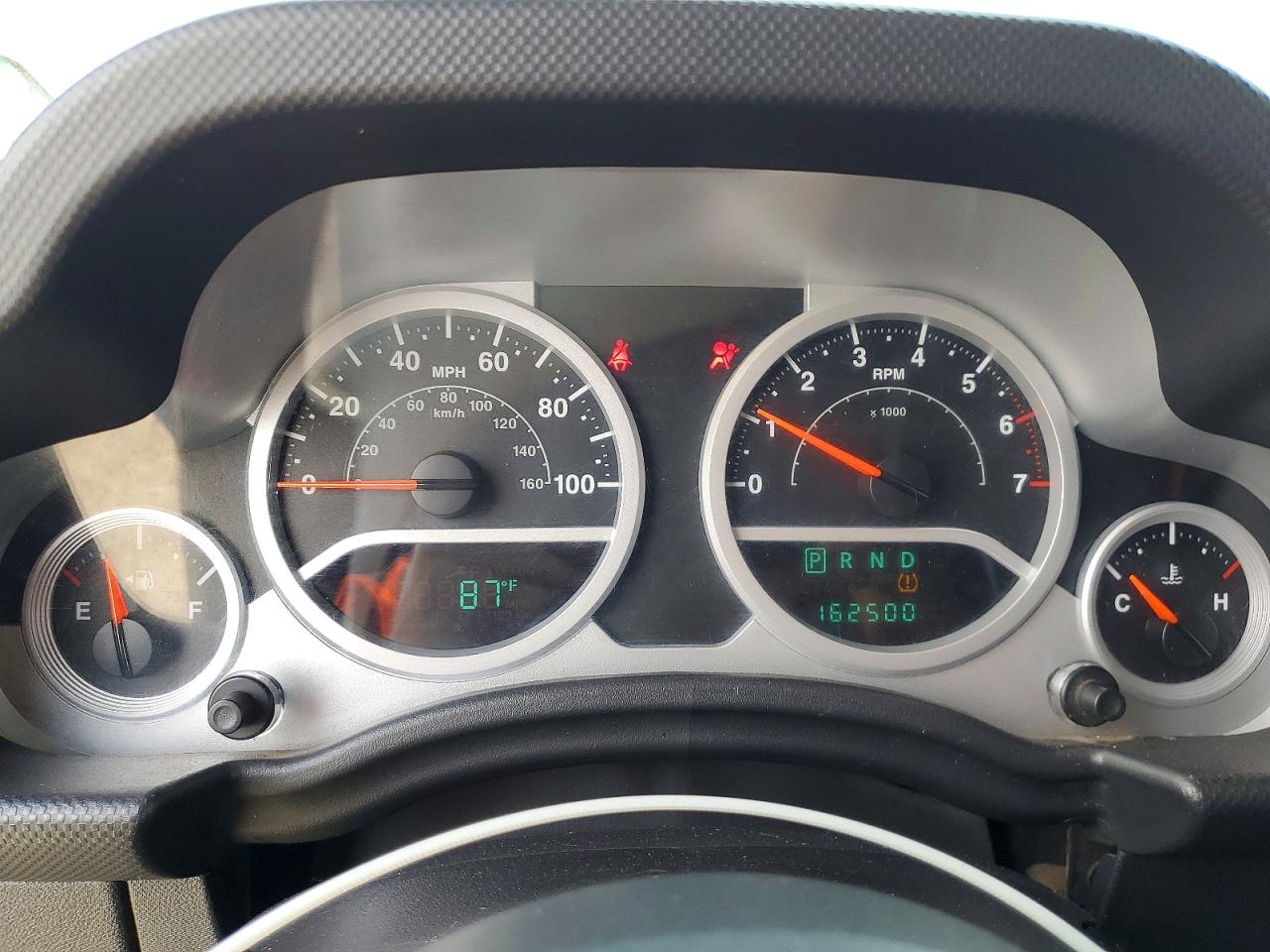 2010 Jeep Wrangler Unlimited Black vin: 1J4BA6D13AL166230