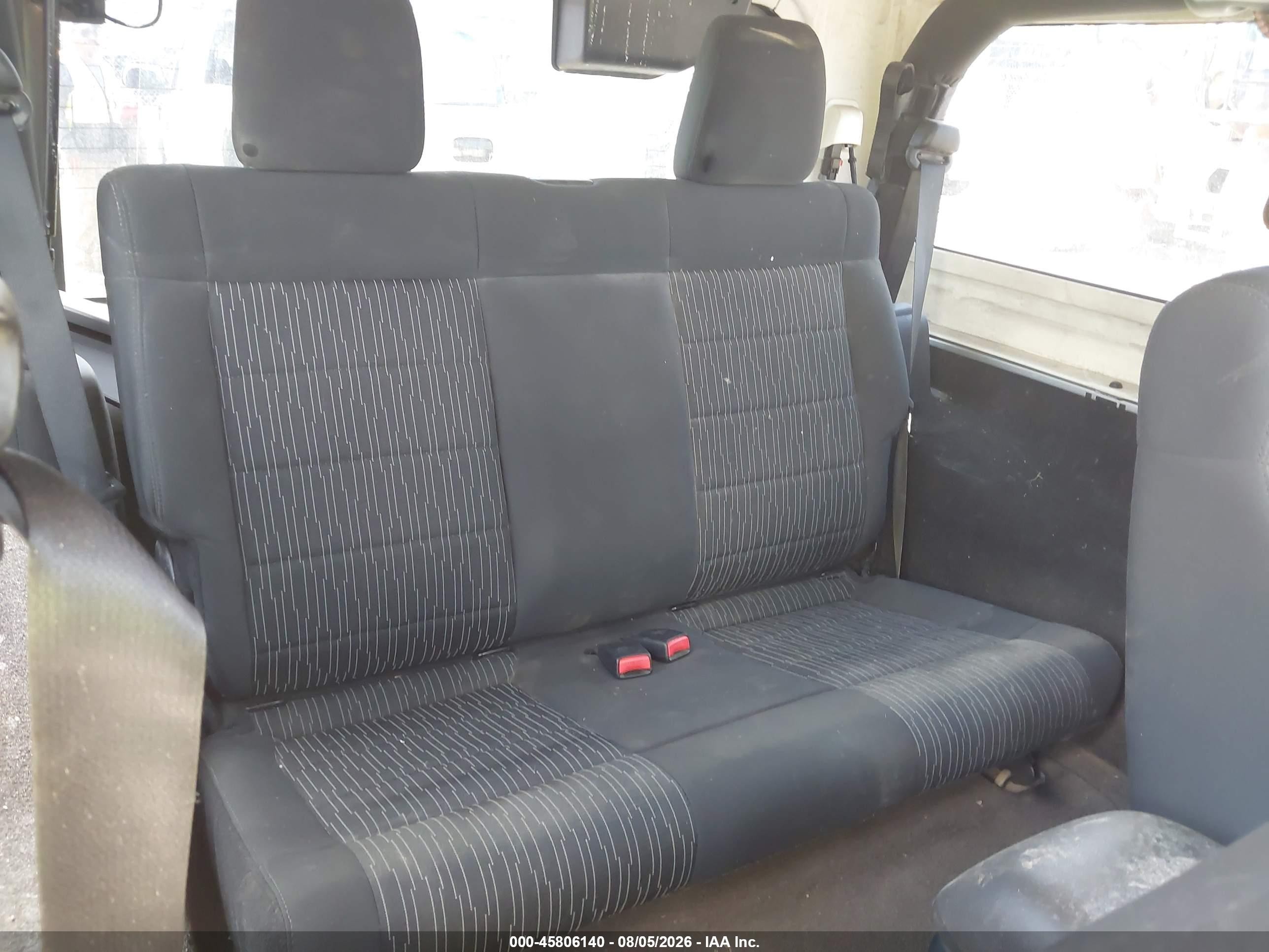 2011 Jeep Wrangler Rubicon Серебряный vin: 1J4BA6D17BL520610