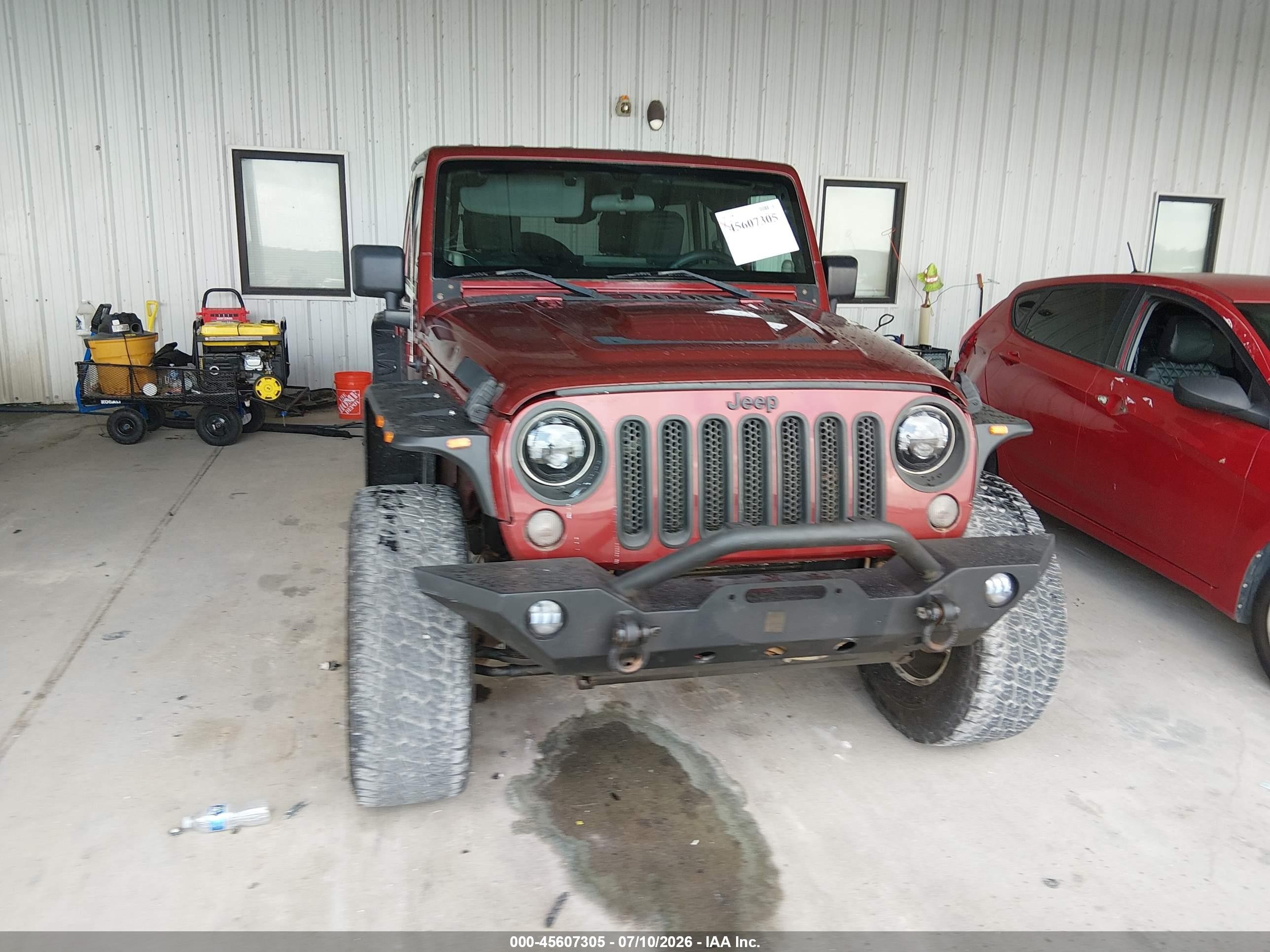 2010 Jeep Wrangler Unlimited Rubicon Red vin: 1J4BA6H10AL107209