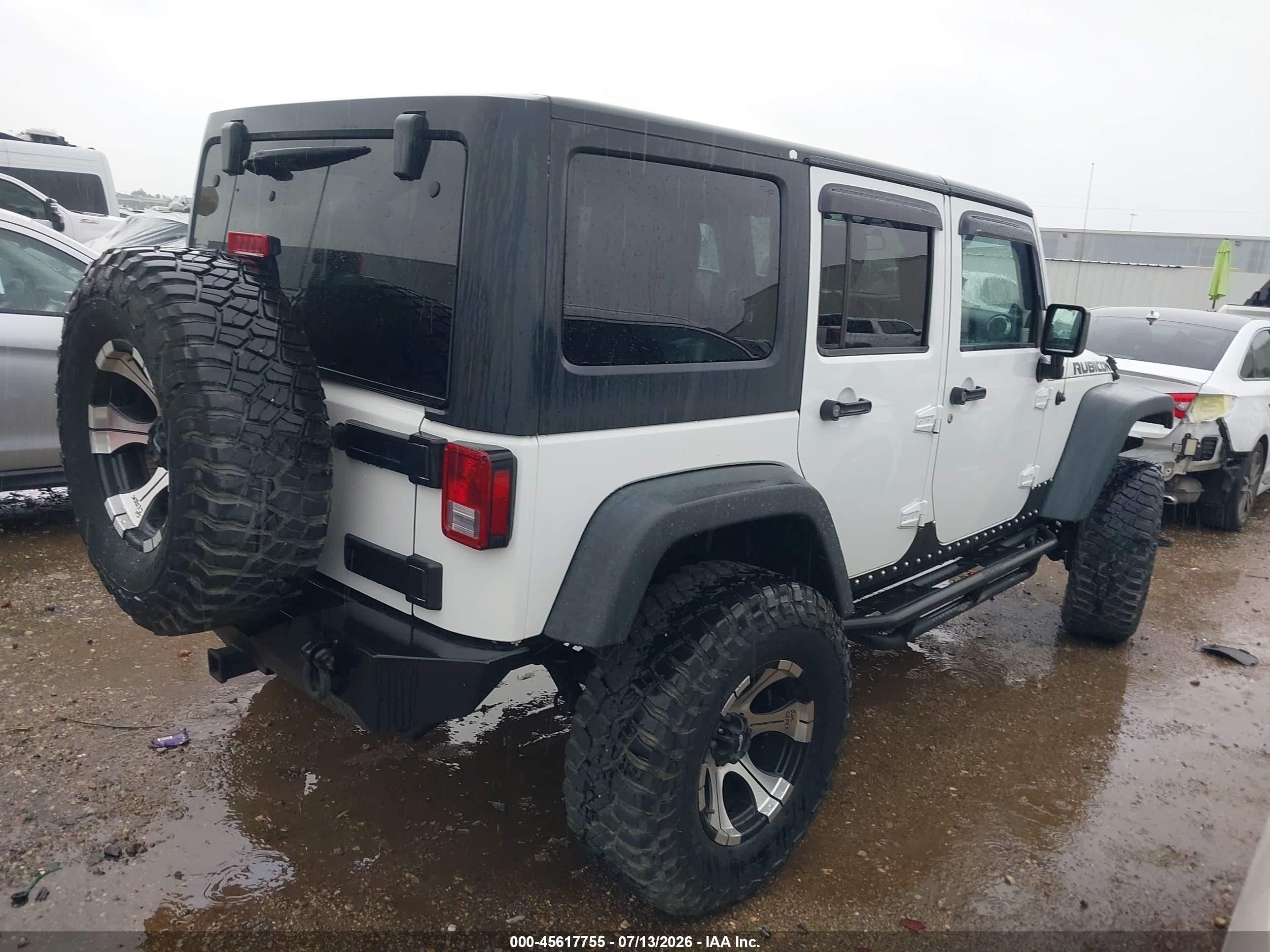 2011 Jeep Wrangler Unlimited Rubicon White vin: 1J4BA6H10BL536027