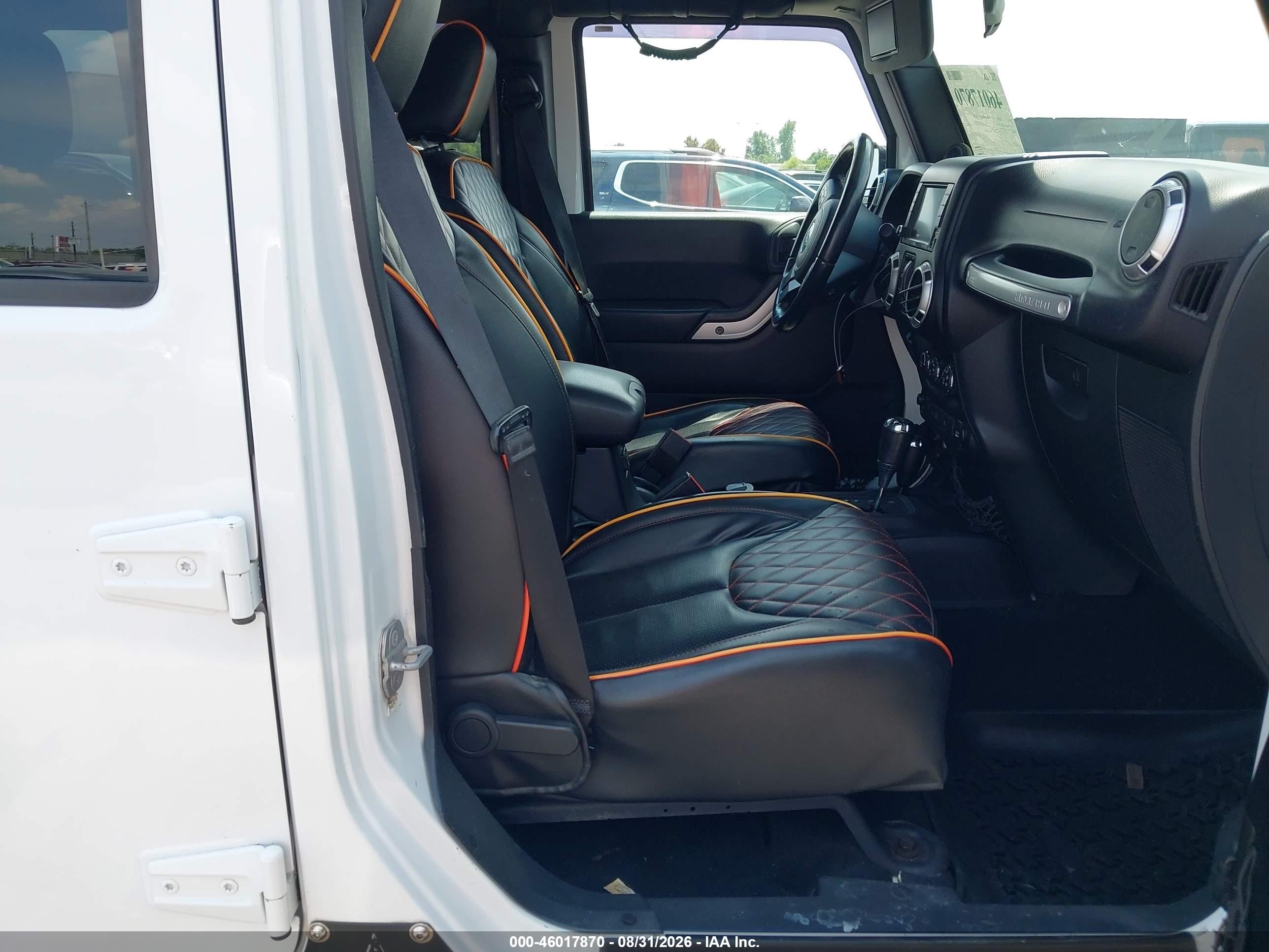 2011 Jeep Wrangler Unlimited Rubicon White vin: 1J4BA6H10BL536027