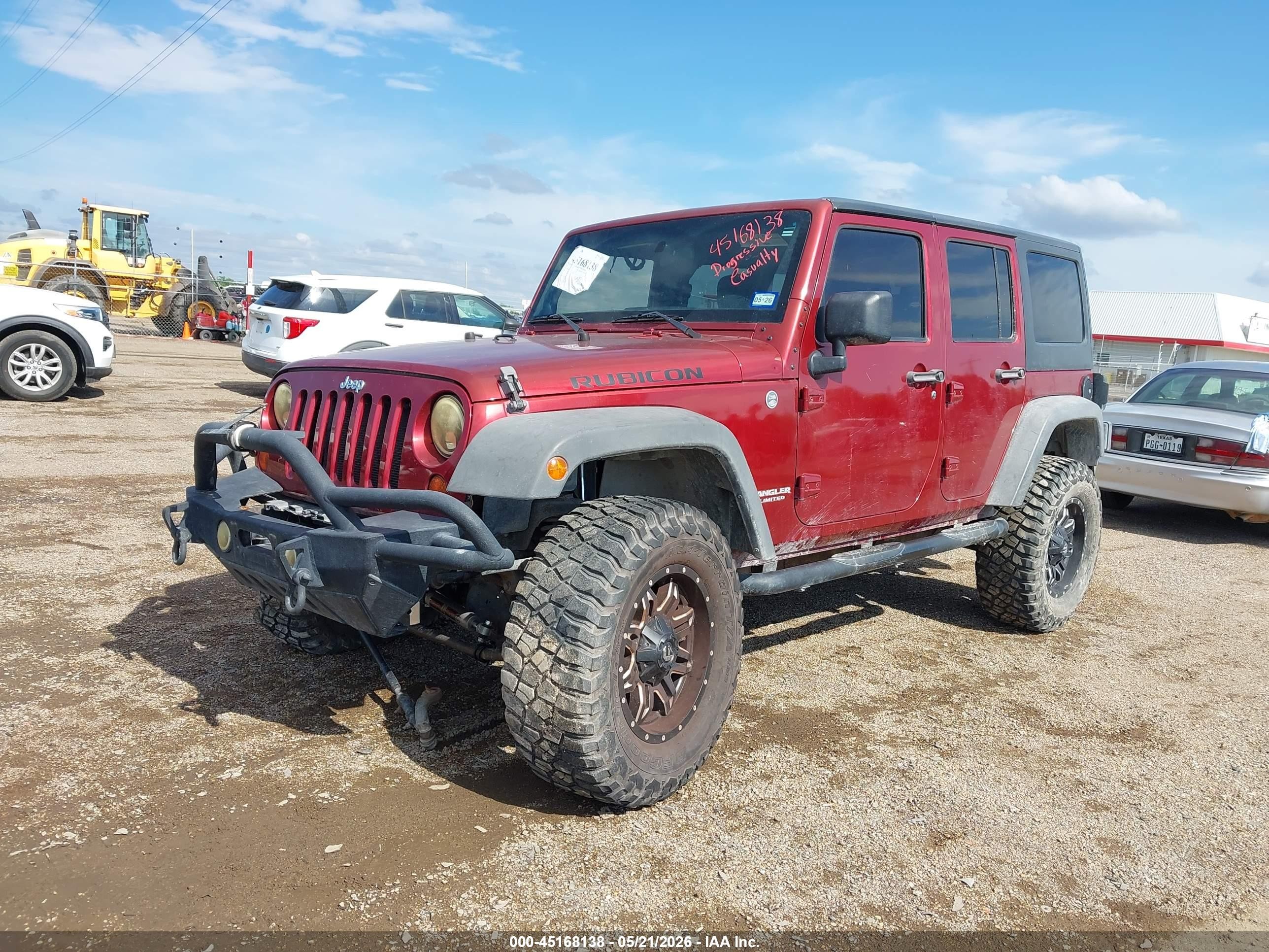 2011 Jeep Wrangler Unlimited Rubicon Red vin: 1J4BA6H11BL584541