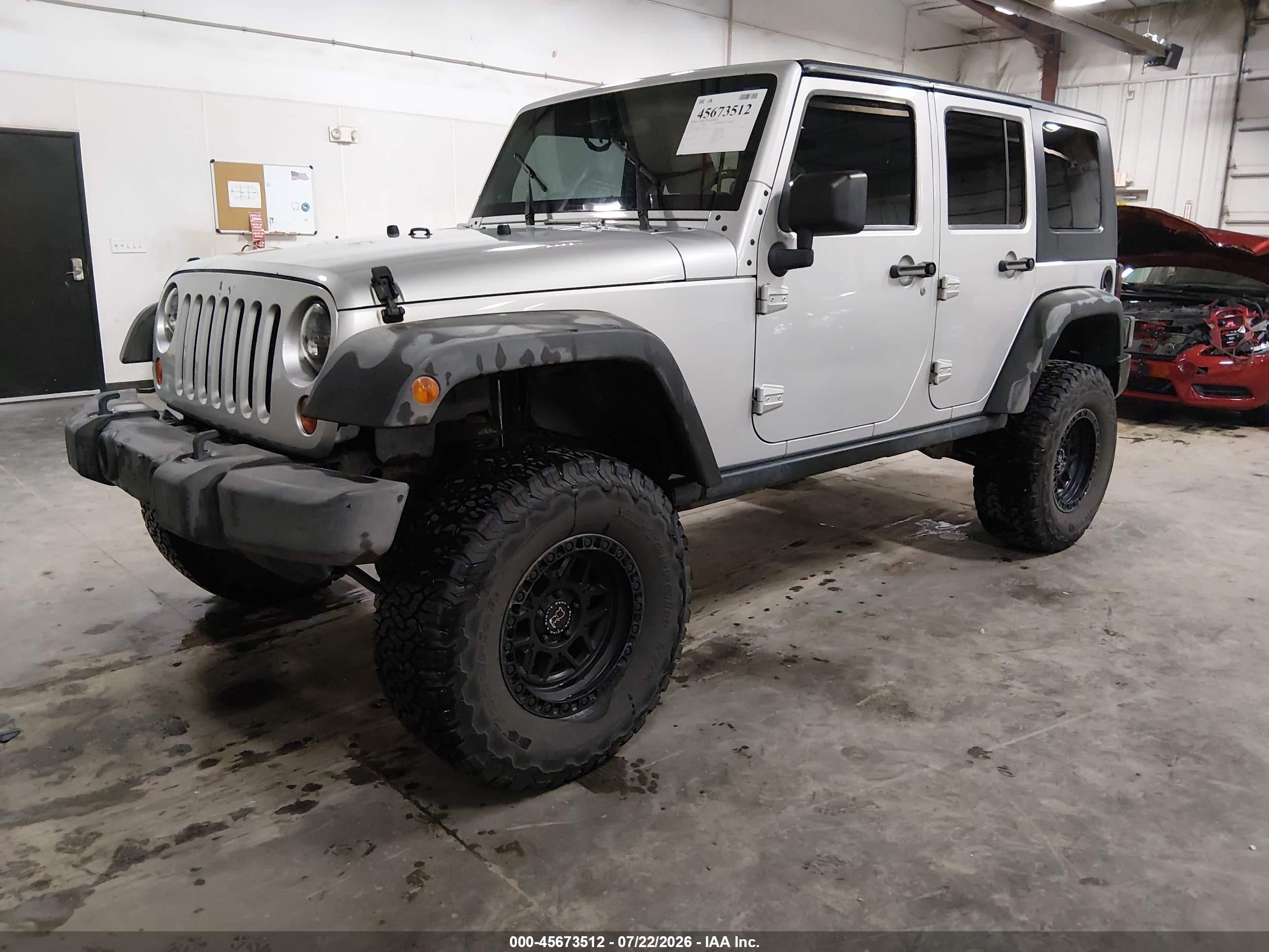 2010 Jeep Wrangler Unlimited Rubicon Silver vin: 1J4BA6H12AL169727