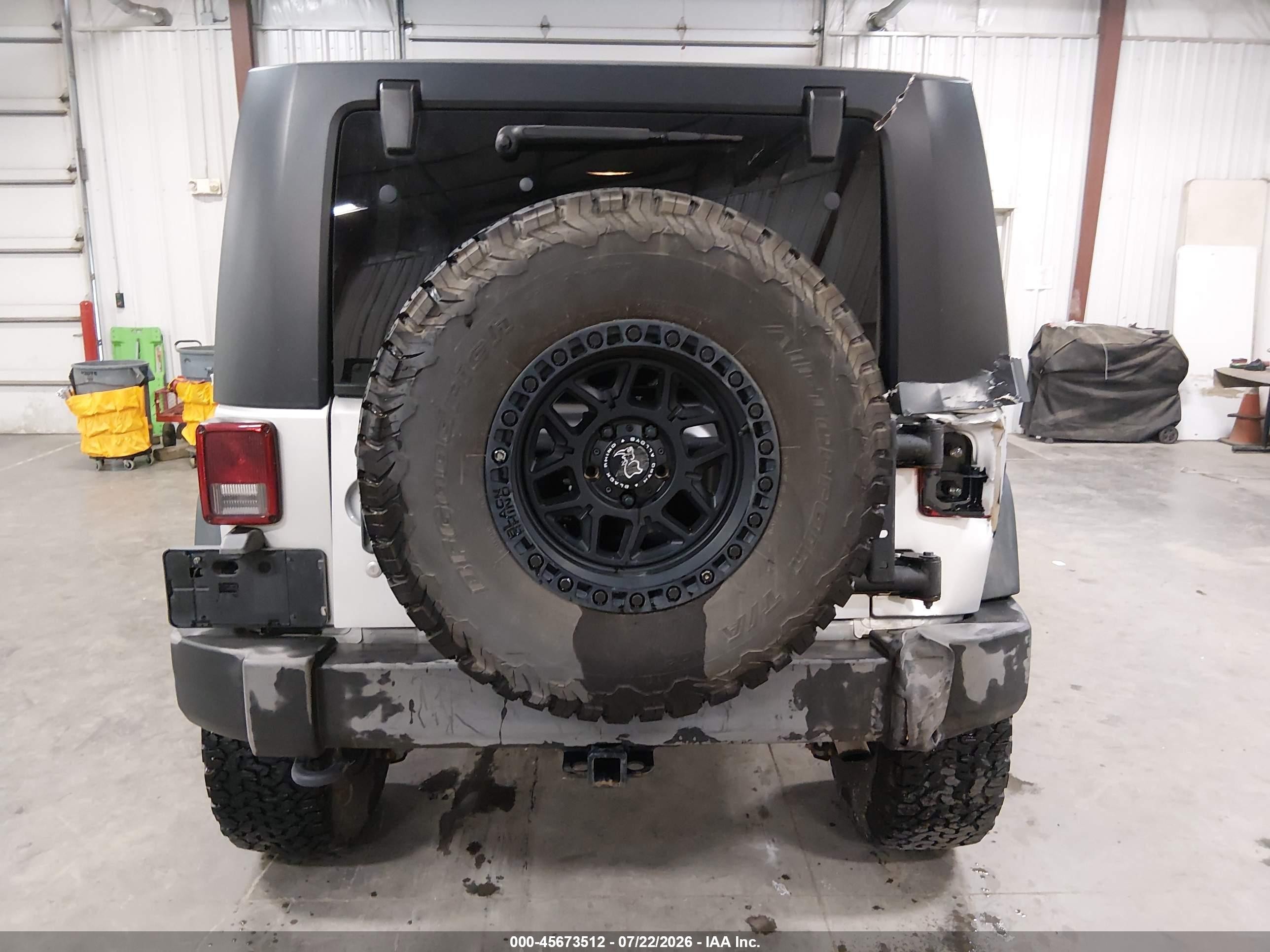 2010 Jeep Wrangler Unlimited Rubicon Silver vin: 1J4BA6H12AL169727