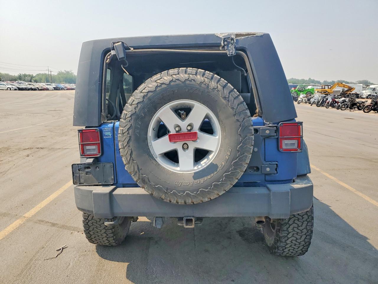 2010 Jeep Wrangler Unlimited Rubicon Blue vin: 1J4BA6H17AL195384