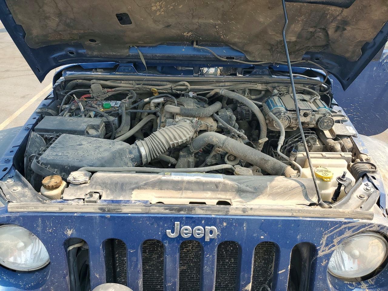 2010 Jeep Wrangler Unlimited Rubicon Blue vin: 1J4BA6H17AL195384