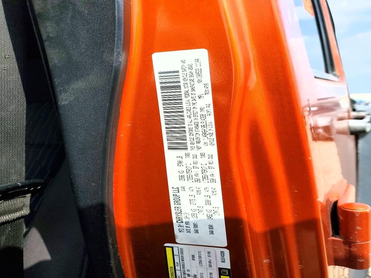 2011 Jeep Wrangler Unlimited Rubicon Orange vin: 1J4BA6H18BL514339