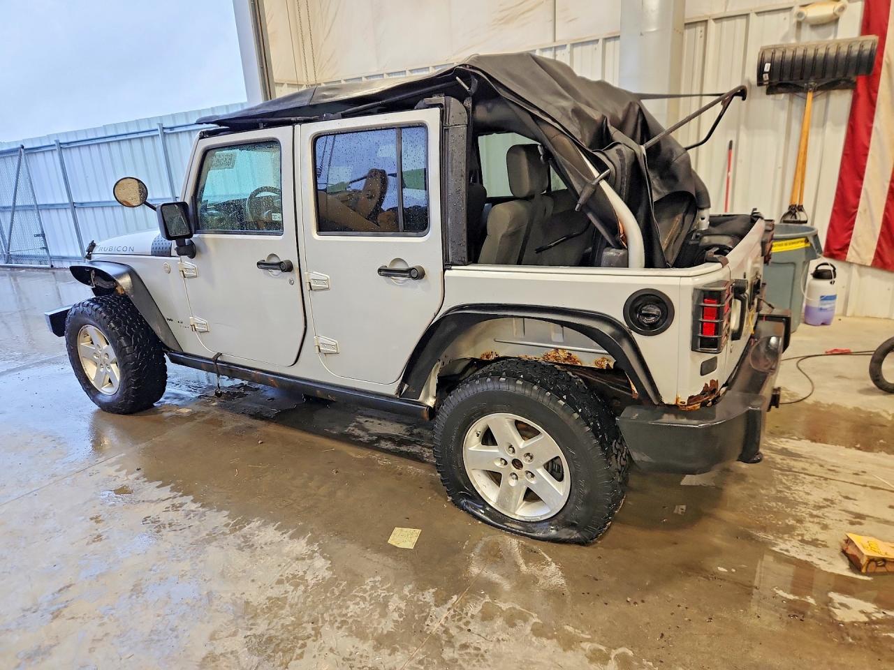 2010 Jeep Wrangler Unlimited Rubicon Серебряный vin: 1J4BA6H19AL101053