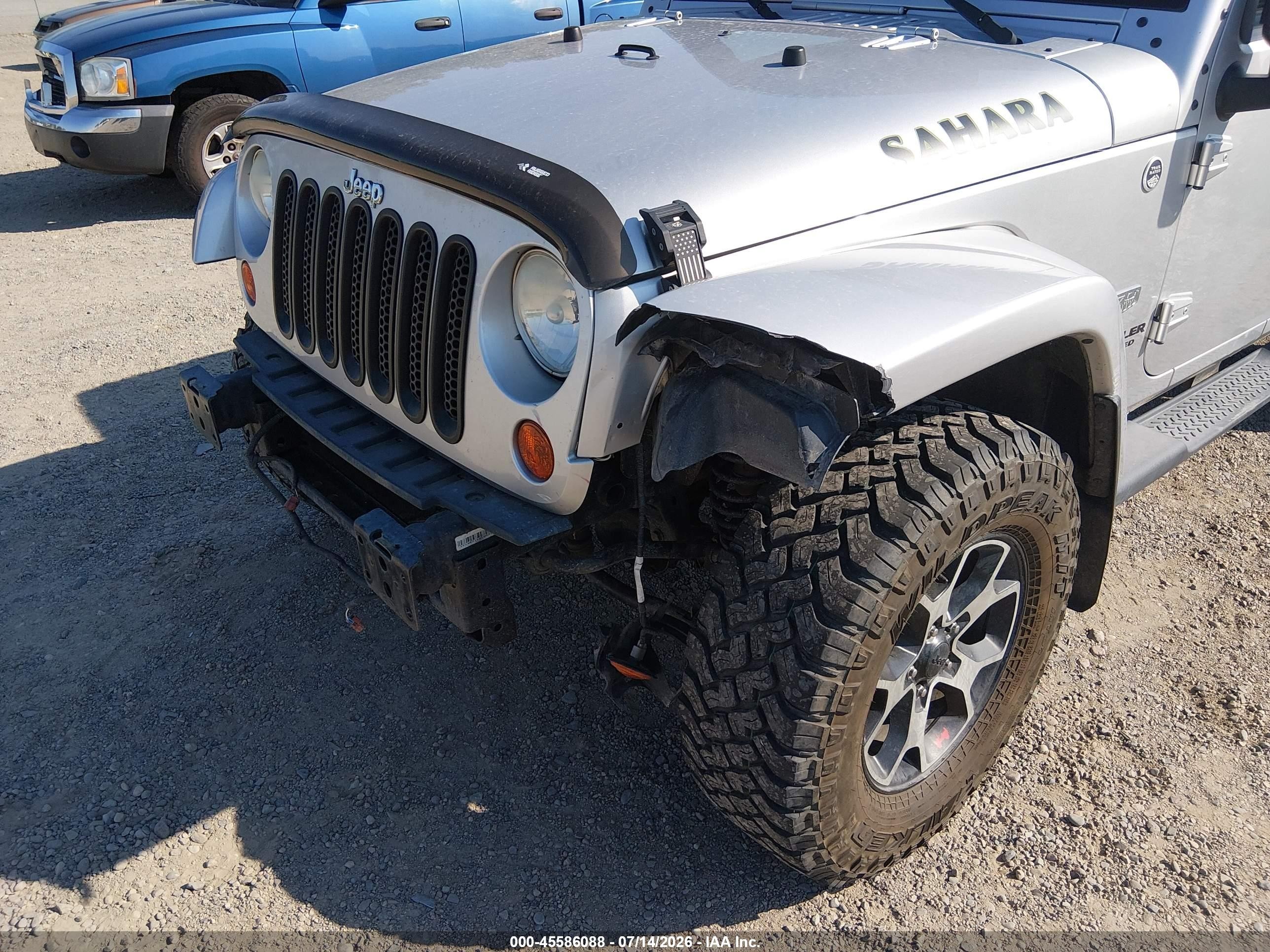 2011 Jeep Wrangler Unlimited 70th Anniversary White vin: 1J4BA7H10BL590966