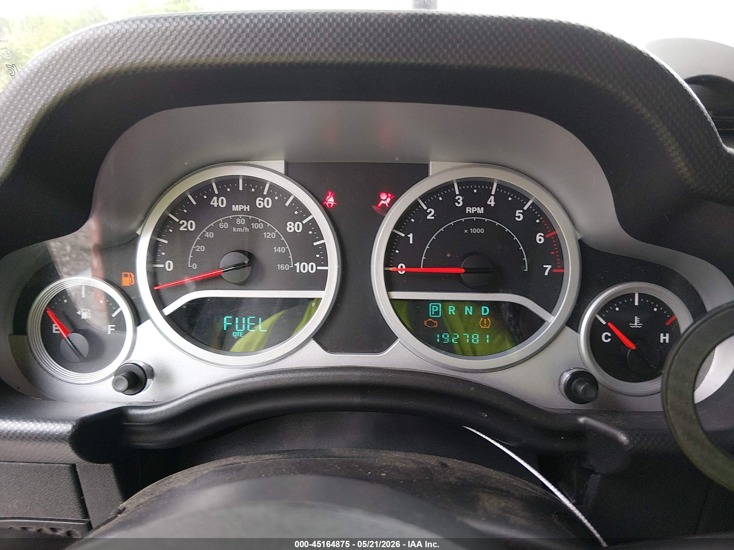2010 Jeep Wrangler Unlimited Sport Silver vin: 1J4BB3H14AL134604