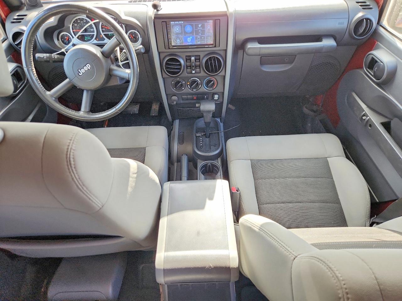 2010 Jeep Wrangler Unlimited Sport Maroon vin: 1J4BB3H14AL232144
