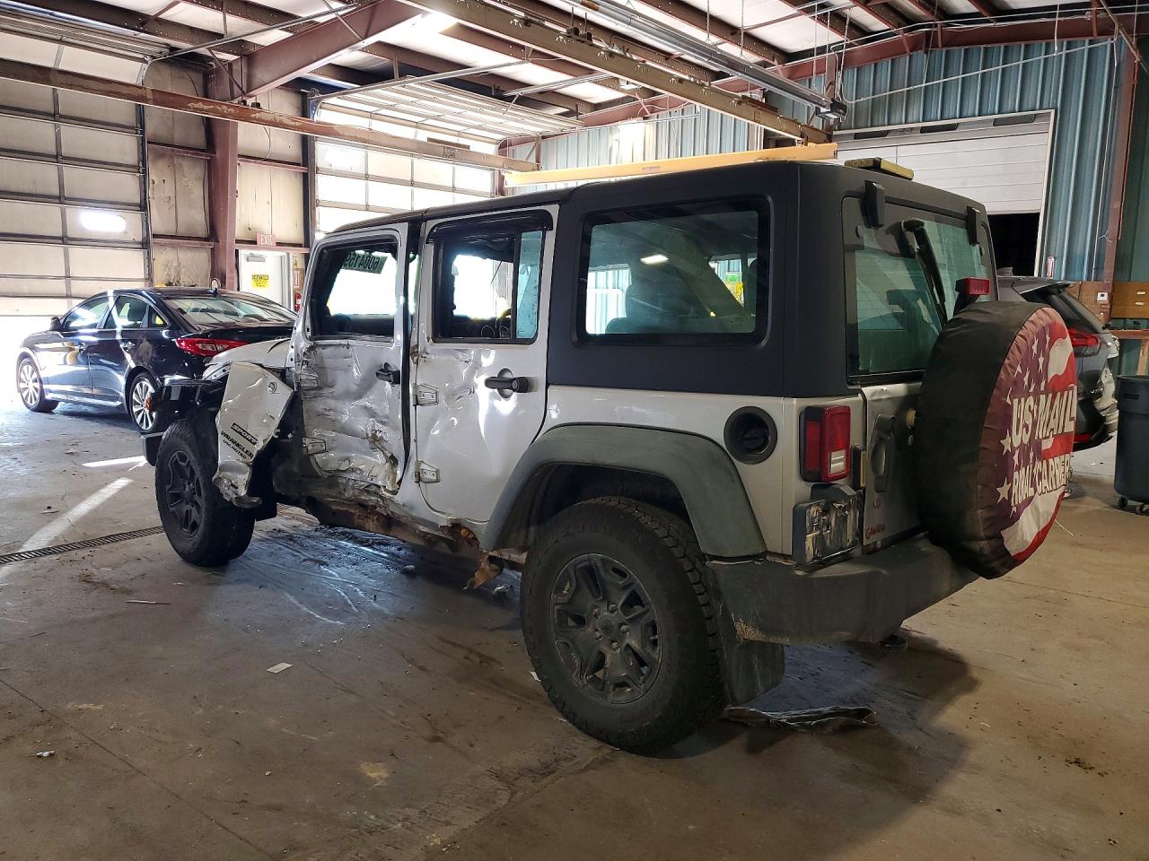 2011 Jeep Wrangler Unlimited Sport Silver vin: 1J4BZ3H11BL556486