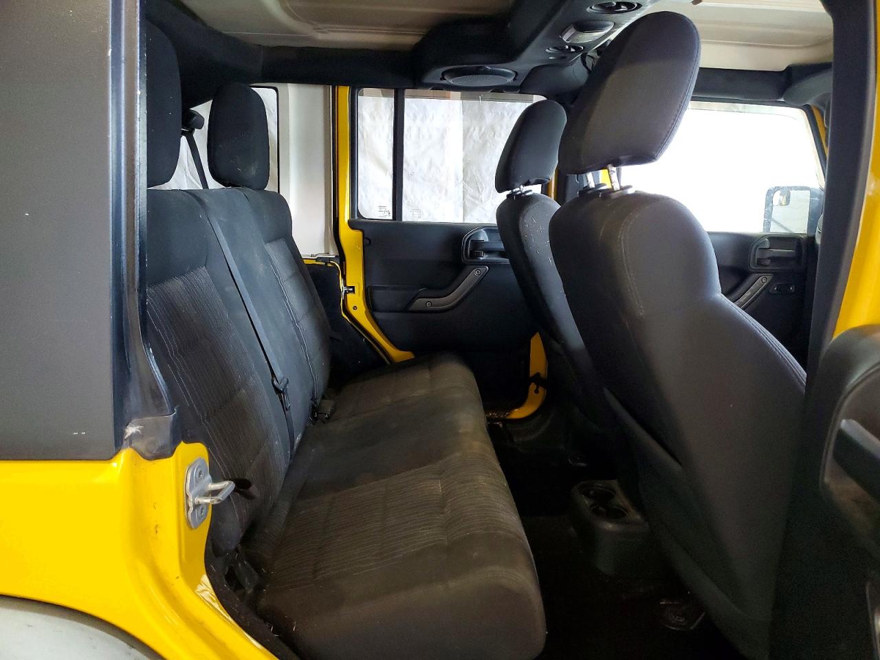 2011 Jeep Wrangler Unlimited Sport Yellow vin: 1J4BZ3H16BL519210