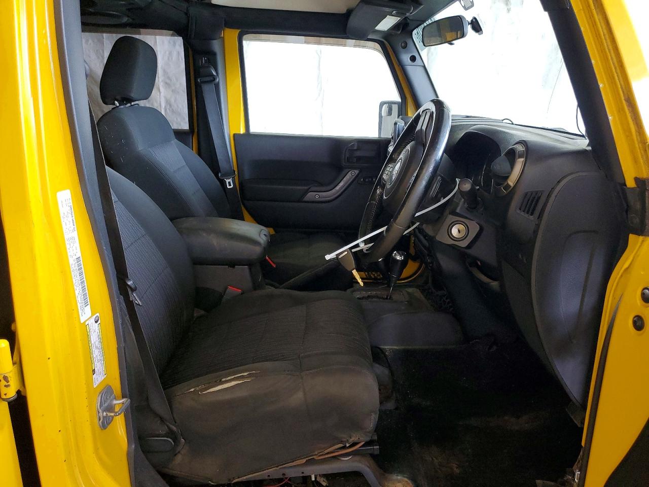 2011 Jeep Wrangler Unlimited Sport Yellow vin: 1J4BZ3H16BL519210