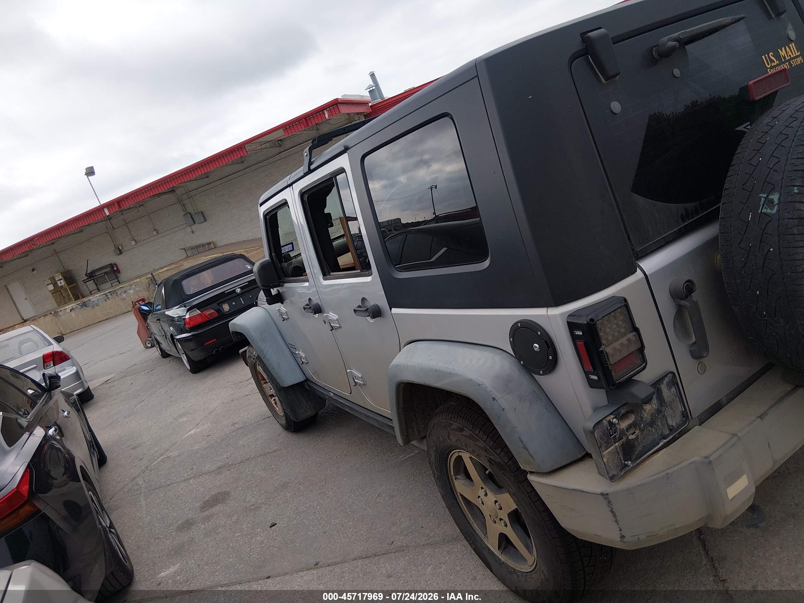 2010 Jeep Wrangler Unlimited Sport Rhd Silver vin: 1J4BZ3H17AL233073