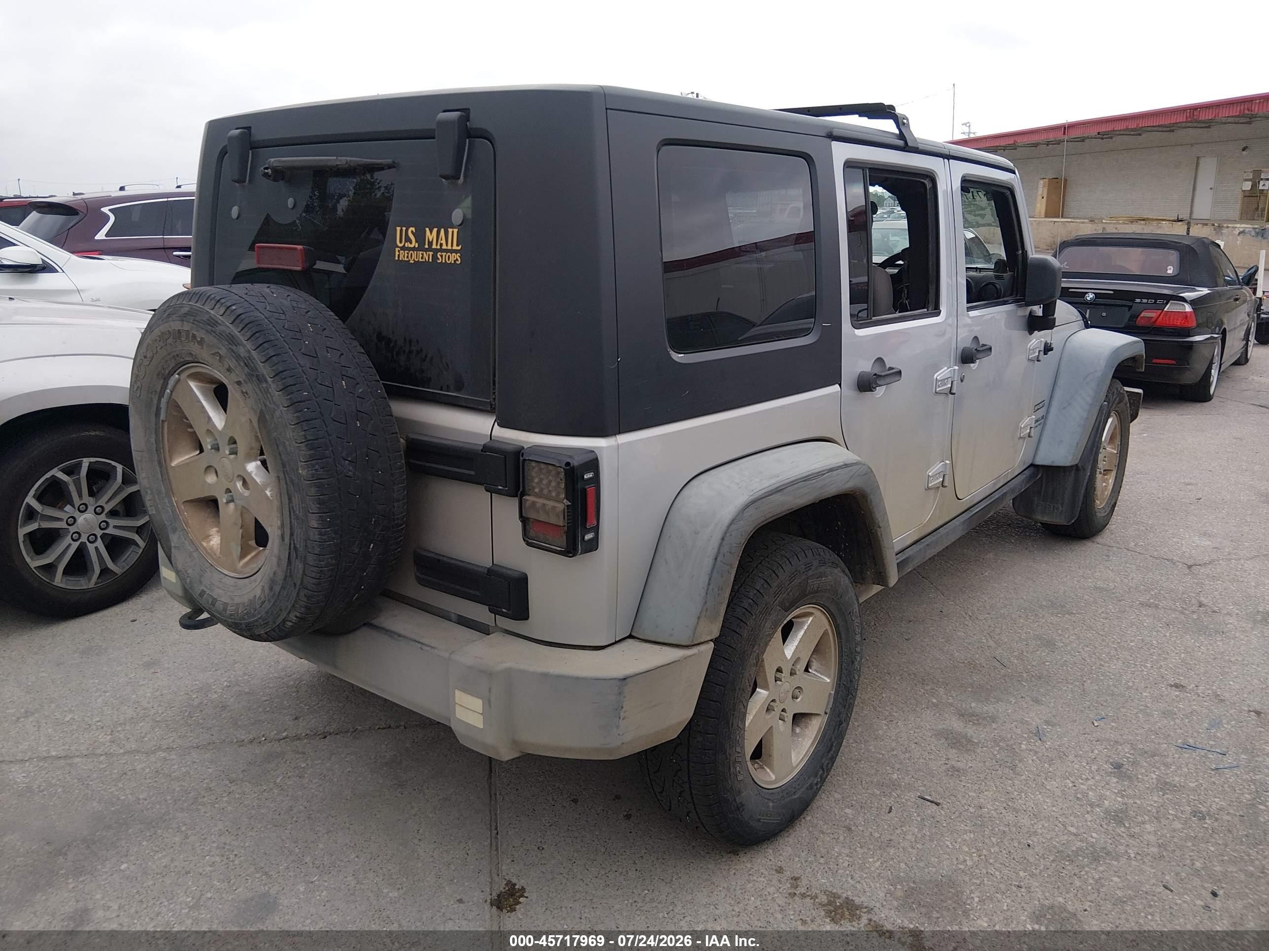 2010 Jeep Wrangler Unlimited Sport Rhd Silver vin: 1J4BZ3H17AL233073