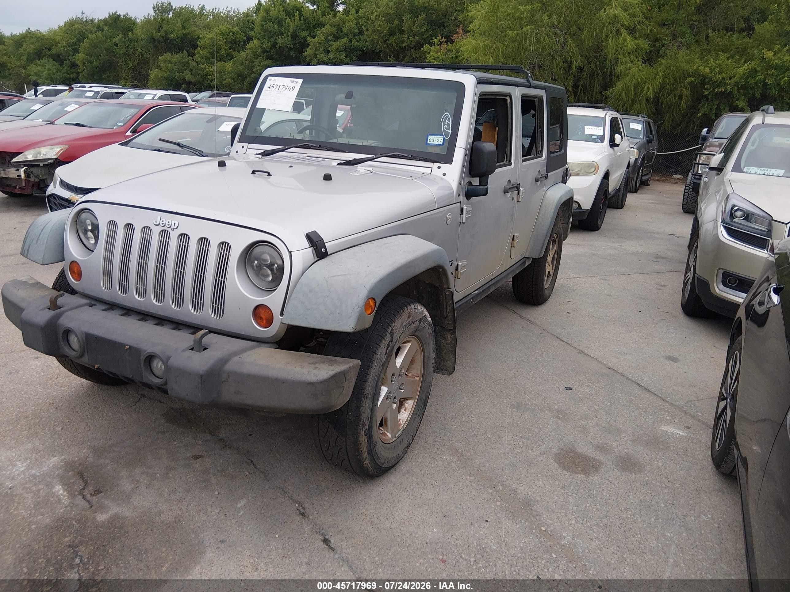2010 Jeep Wrangler Unlimited Sport Rhd Silver vin: 1J4BZ3H17AL233073
