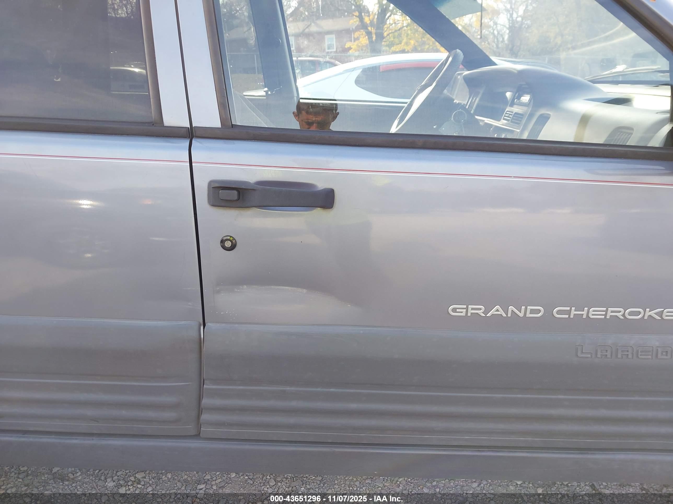 1996 Jeep Grand Cherokee Laredo Blue vin: 1J4EZ58S1TC138853