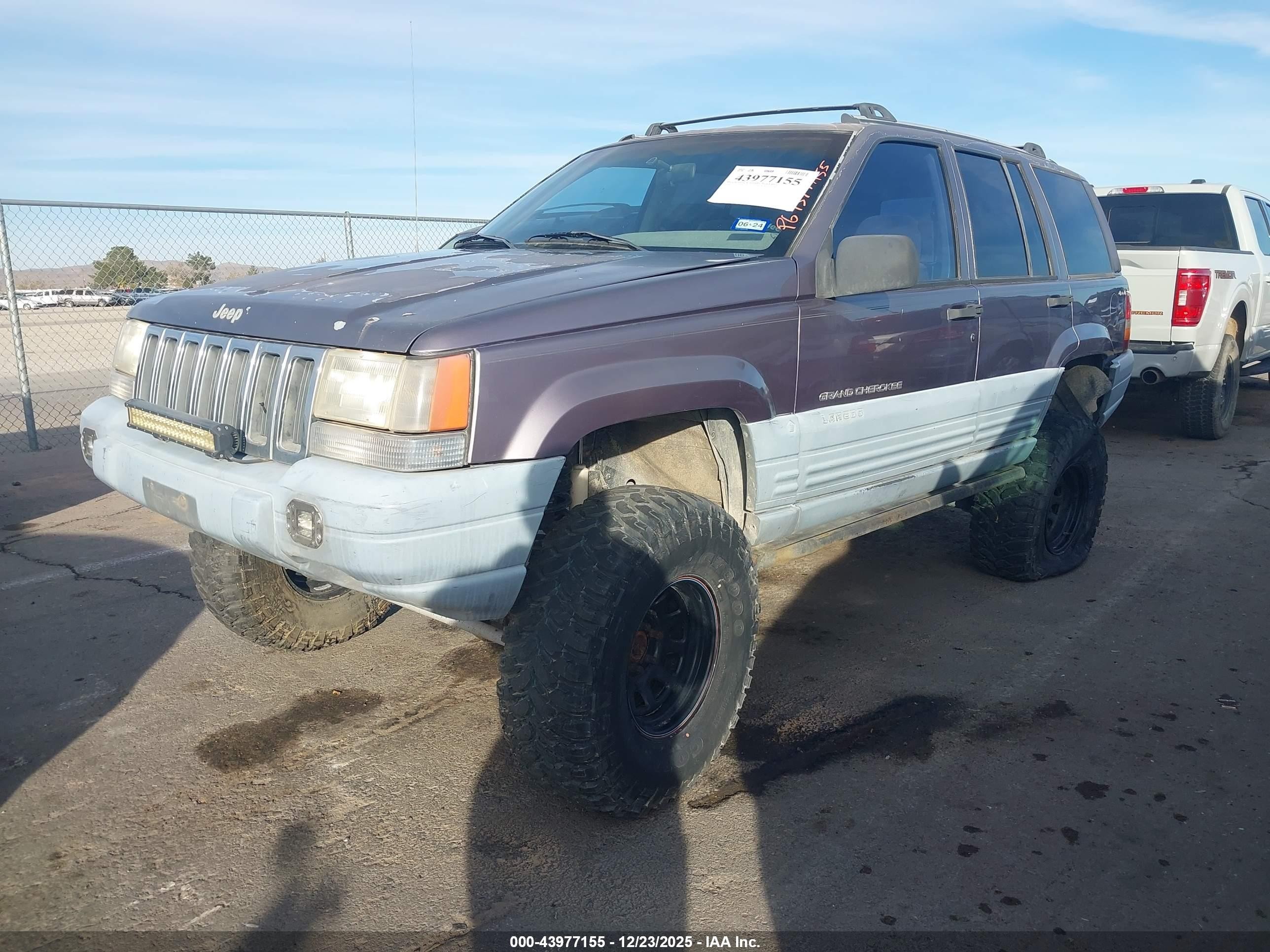 1996 Jeep Grand Cherokee Laredo Gray vin: 1J4EZ58S4TC131041