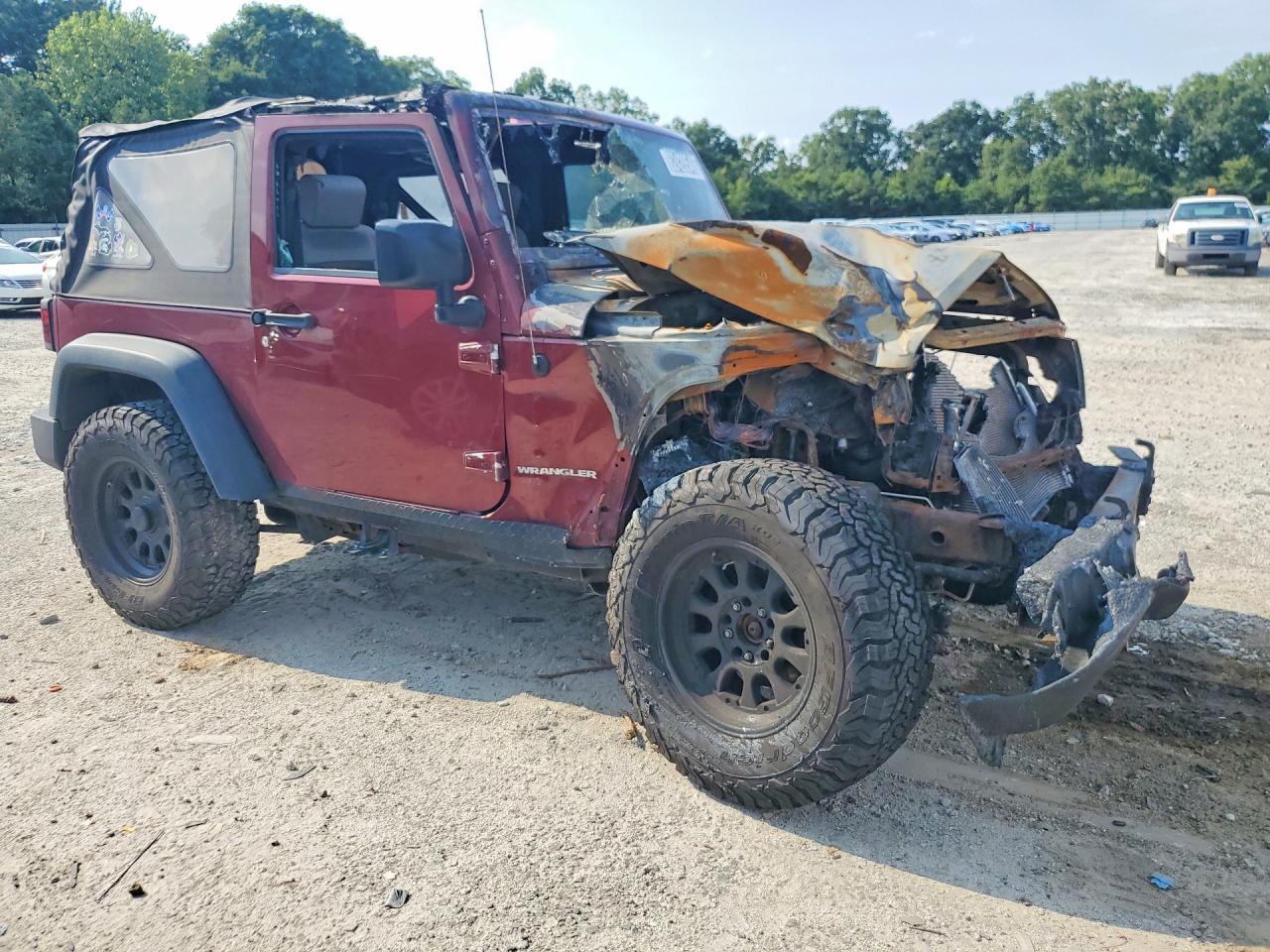 2008 Jeep Wrangler X Red vin: 1J4FA24108L568971