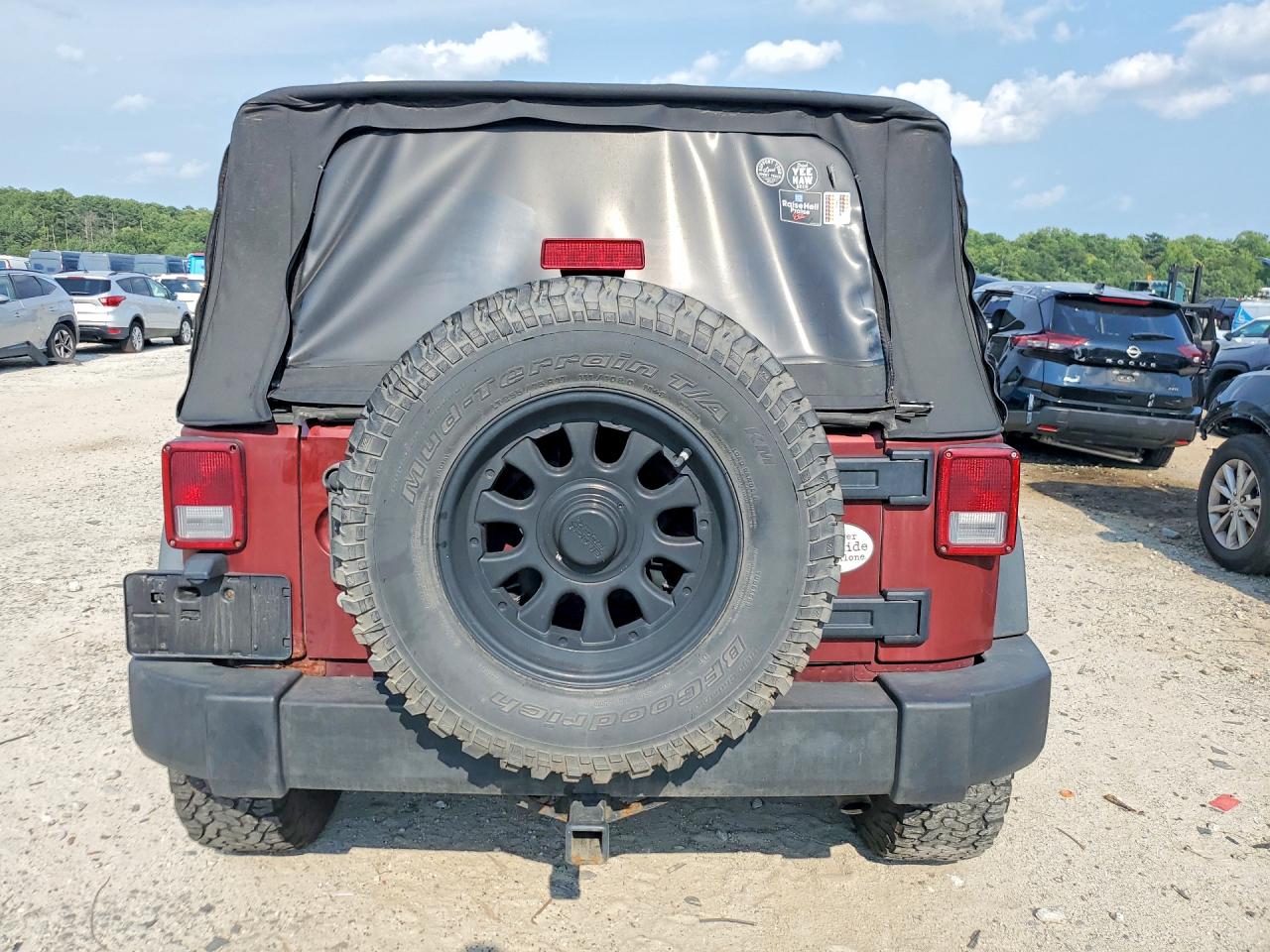 2008 Jeep Wrangler X Red vin: 1J4FA24108L568971
