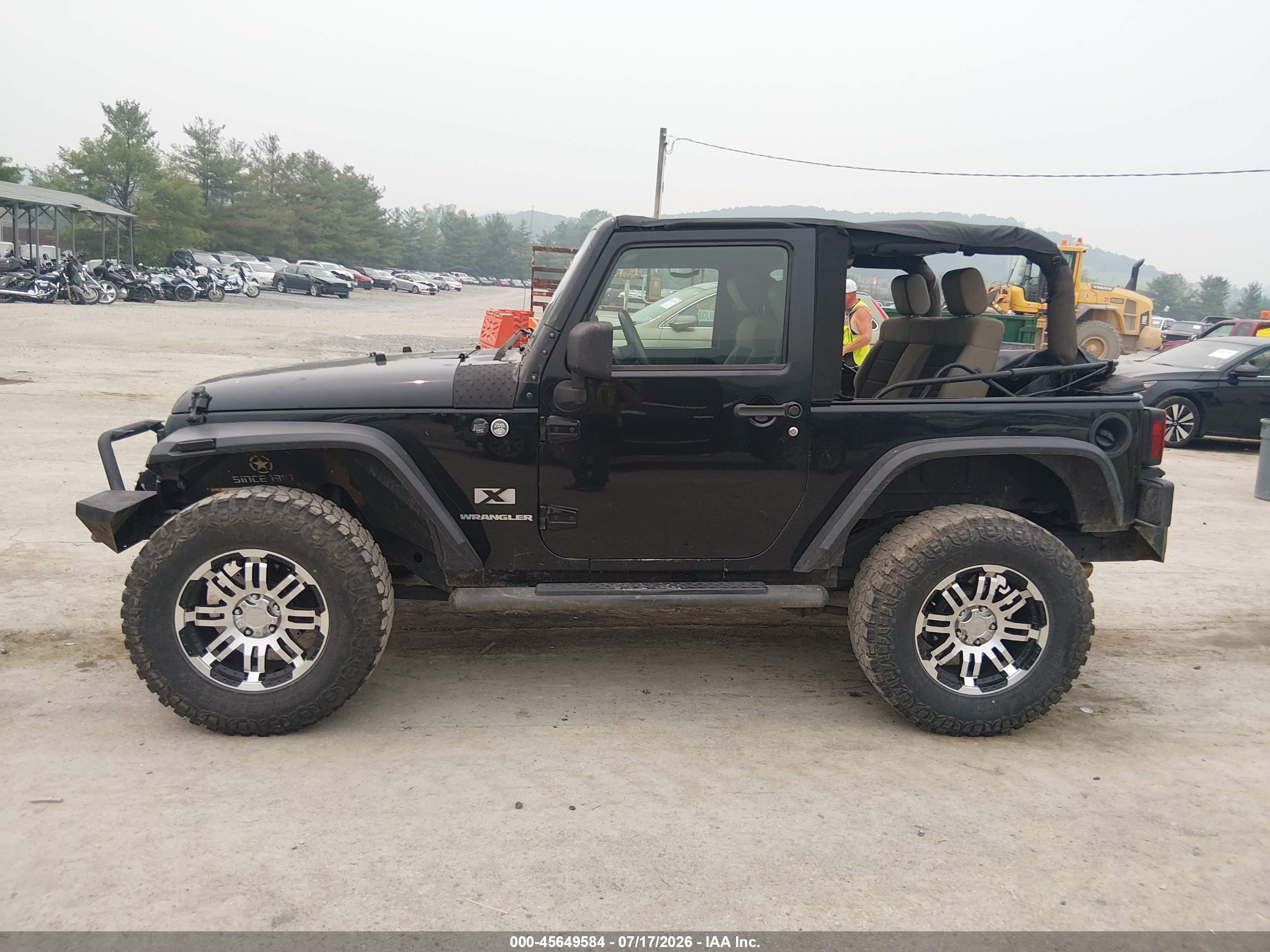 2009 Jeep Wrangler X Черный vin: 1J4FA24109L741468