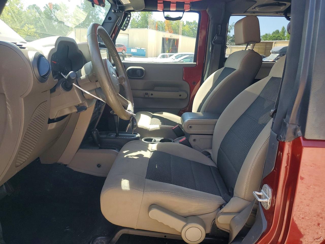 2009 Jeep Wrangler X Red vin: 1J4FA24119L769425