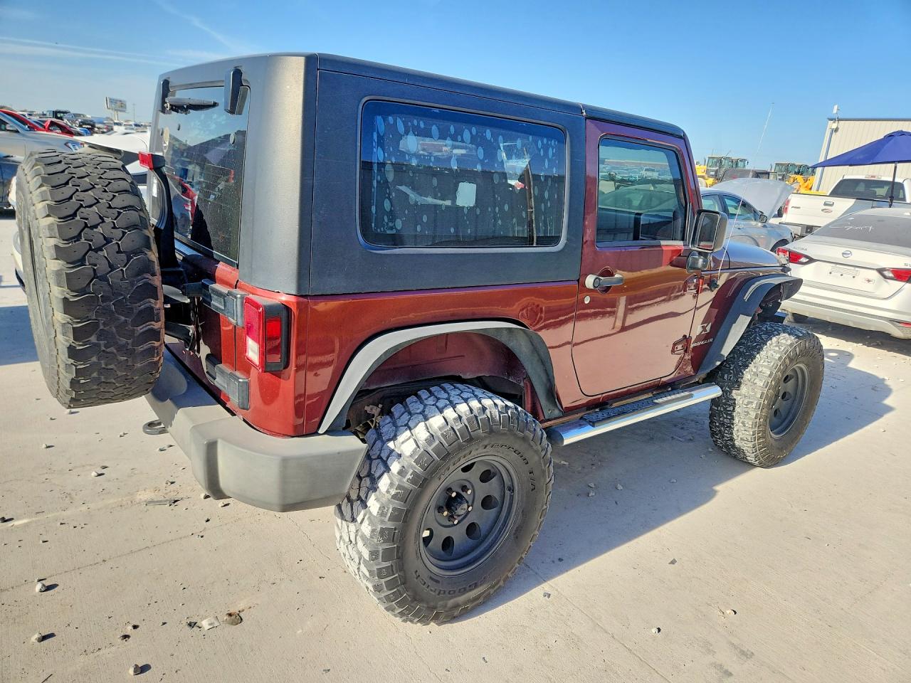 2008 Jeep Wrangler X Red vin: 1J4FA24128L595136