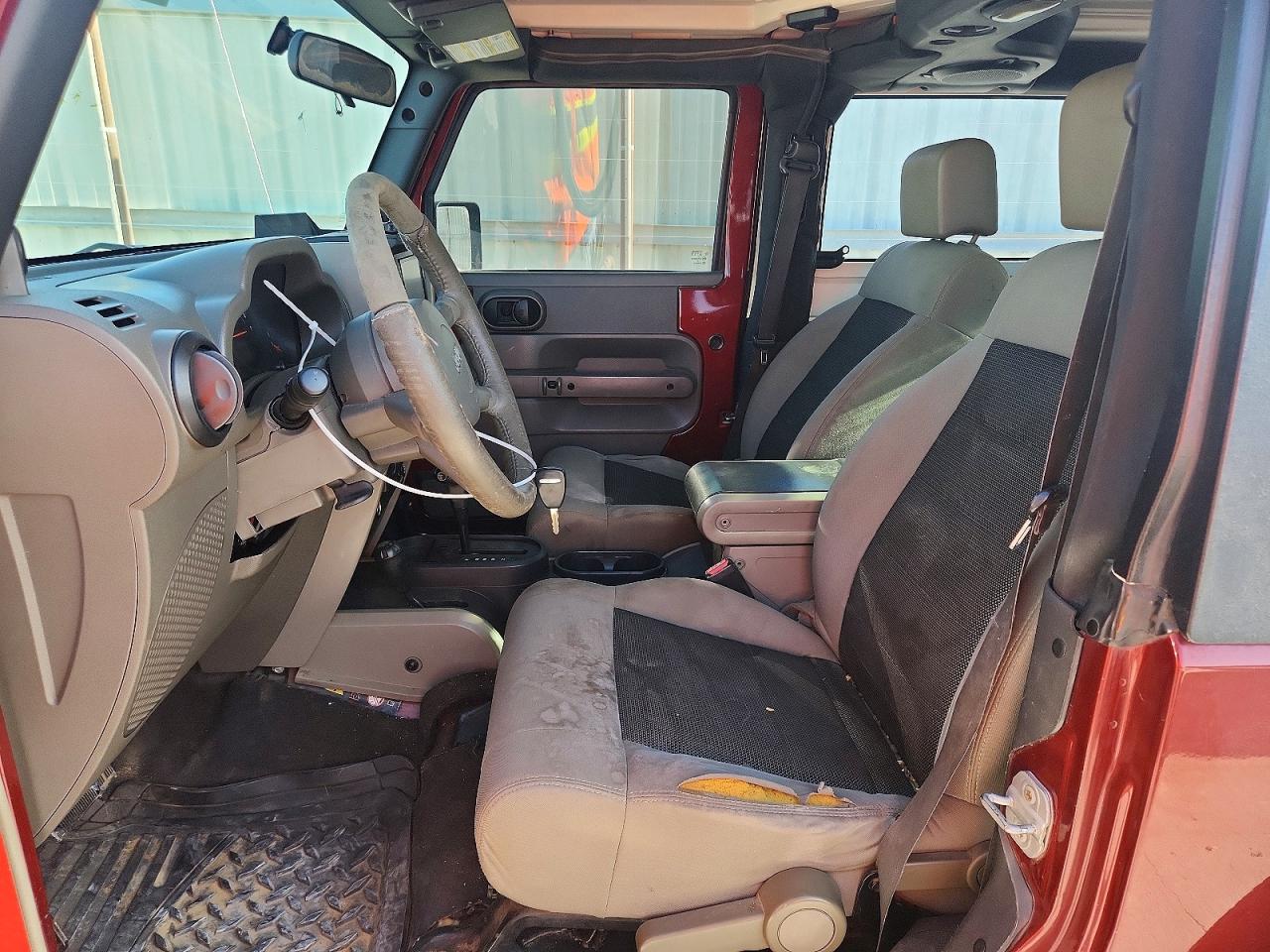 2008 Jeep Wrangler X Red vin: 1J4FA24128L595136