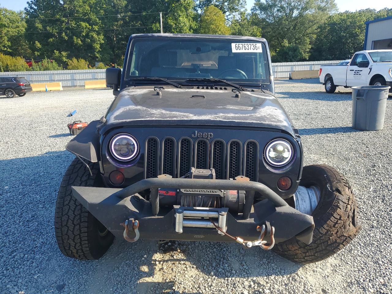 2009 Jeep Wrangler X Black vin: 1J4FA24129L738586