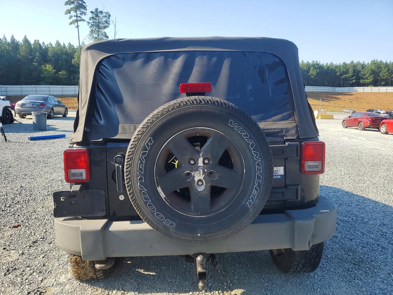 2009 Jeep Wrangler X Black vin: 1J4FA24129L738586