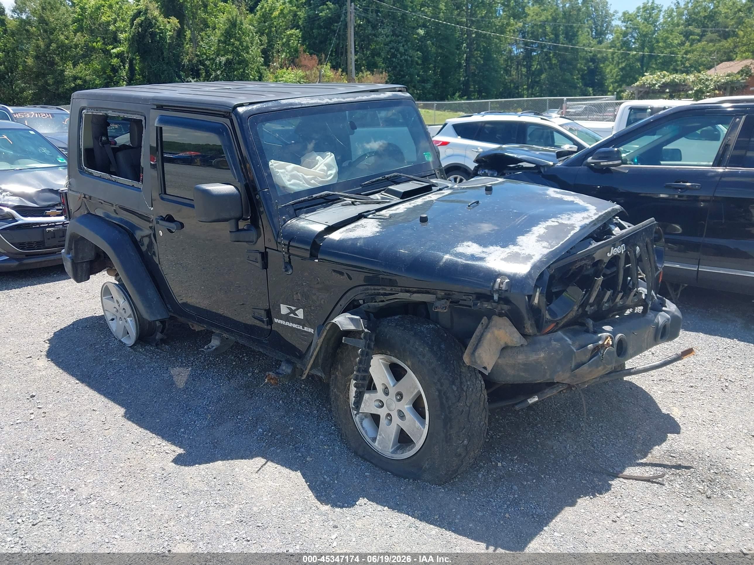 2009 Jeep Wrangler X Черный vin: 1J4FA24129L746462