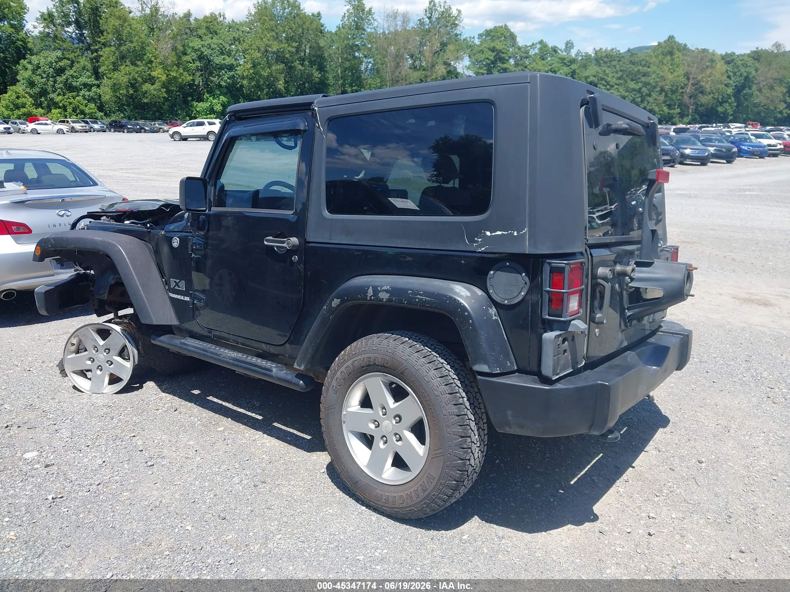 2009 Jeep Wrangler X Черный vin: 1J4FA24129L746462