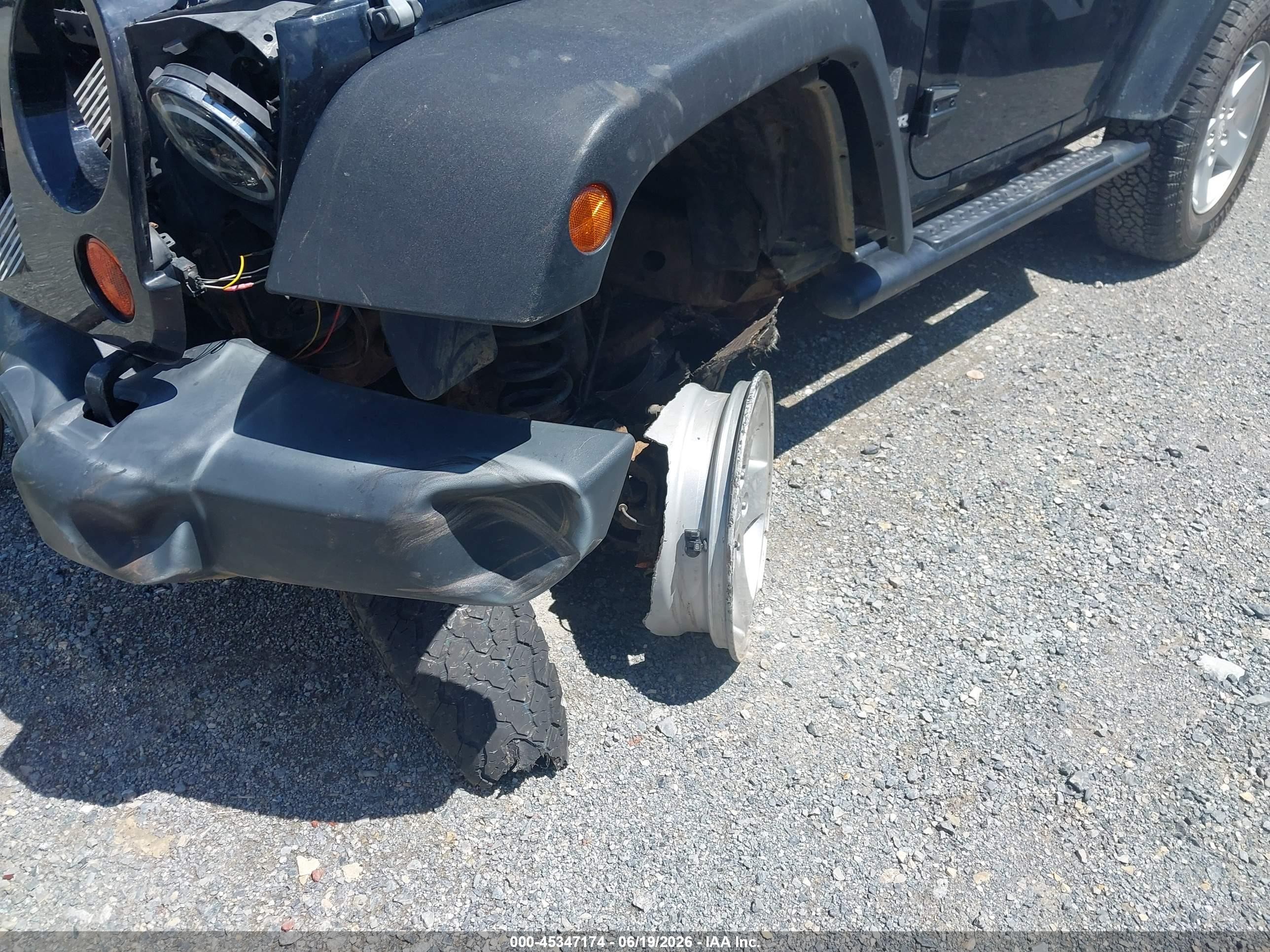 2009 Jeep Wrangler X Черный vin: 1J4FA24129L746462